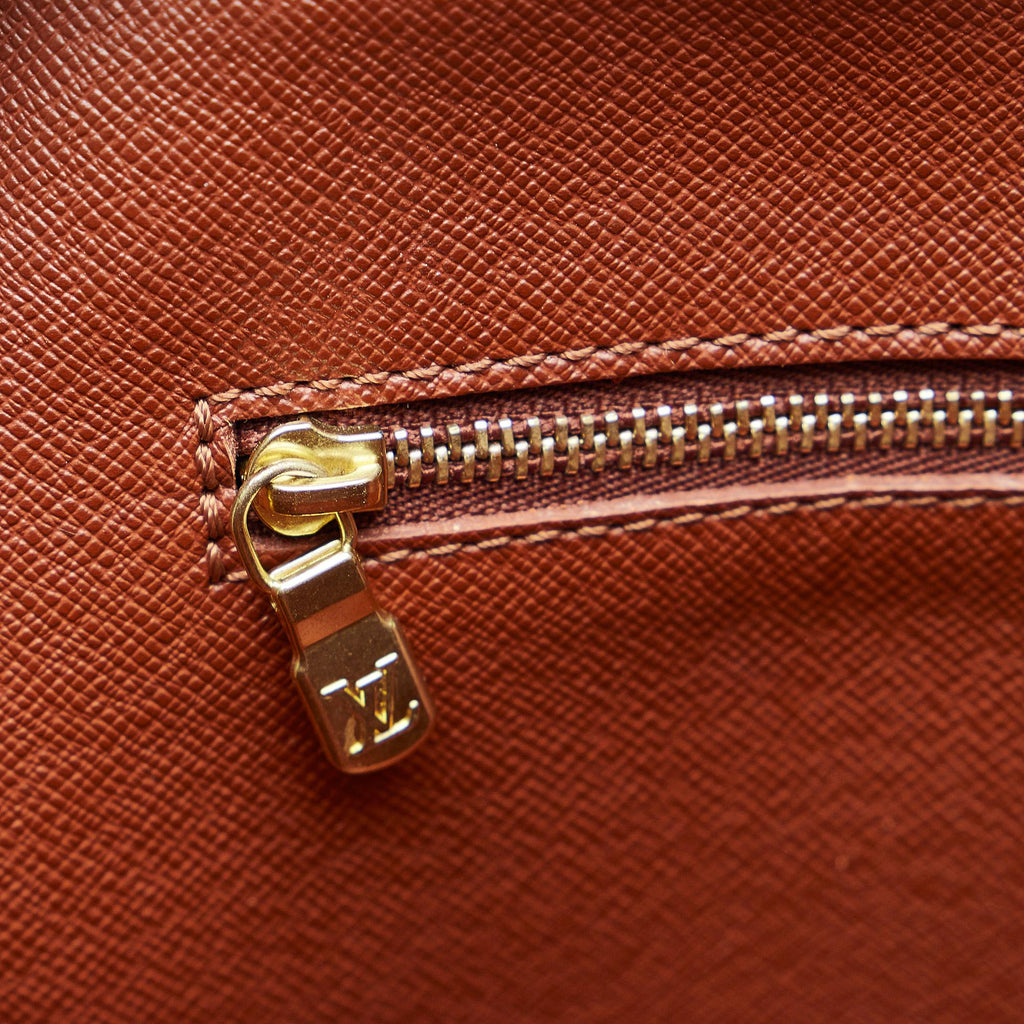 Louis Vuitton Monogram Porte Documents Voyage (SHG-6INcpX)