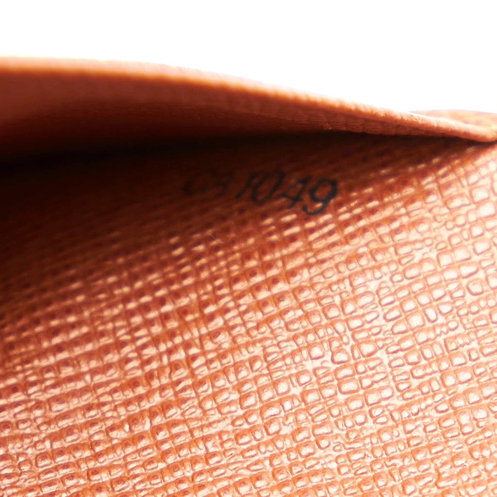 Louis Vuitton Monogram Porte Monnaie Billets (SHG-28596)