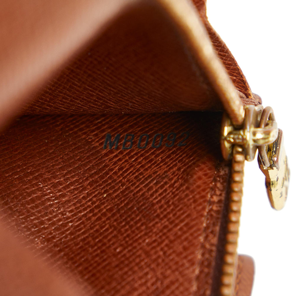 Louis Vuitton Monogram Porte Monnaie Billets (SHG-LcaE2G)