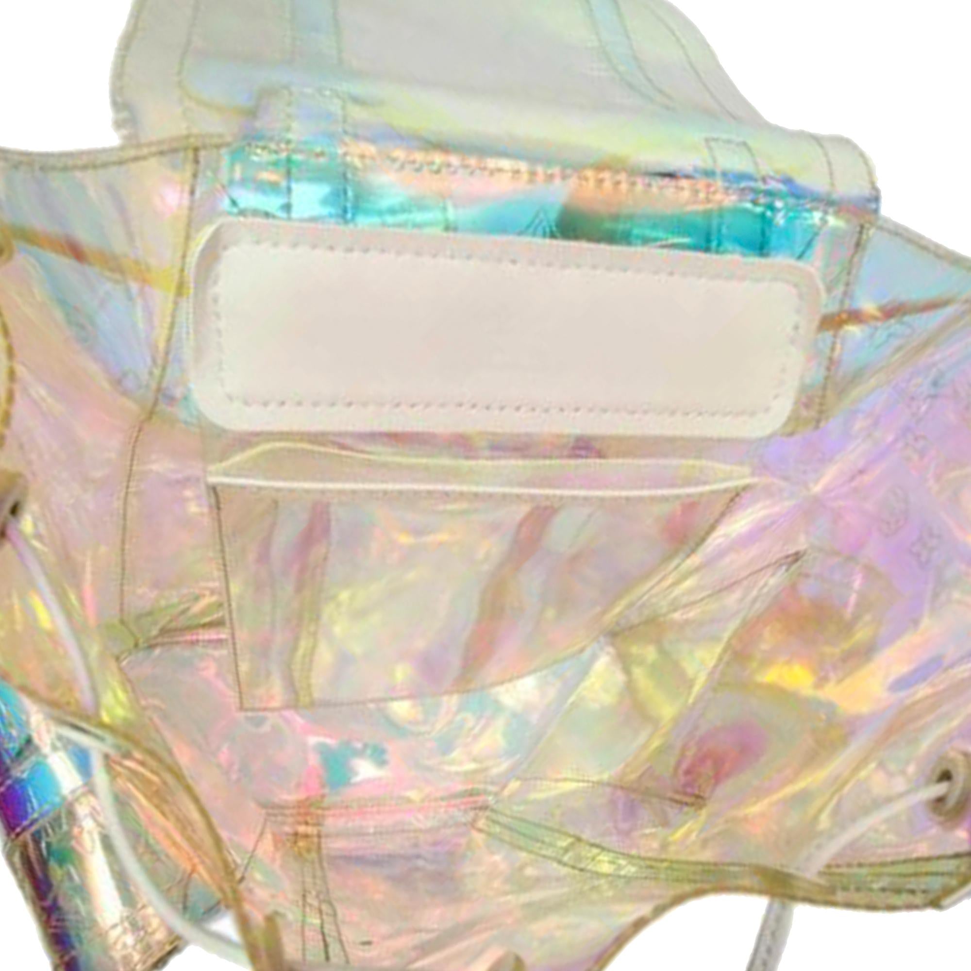 Louis Vuitton Monogram Prism Christopher GM (SHG-vmVCTL)