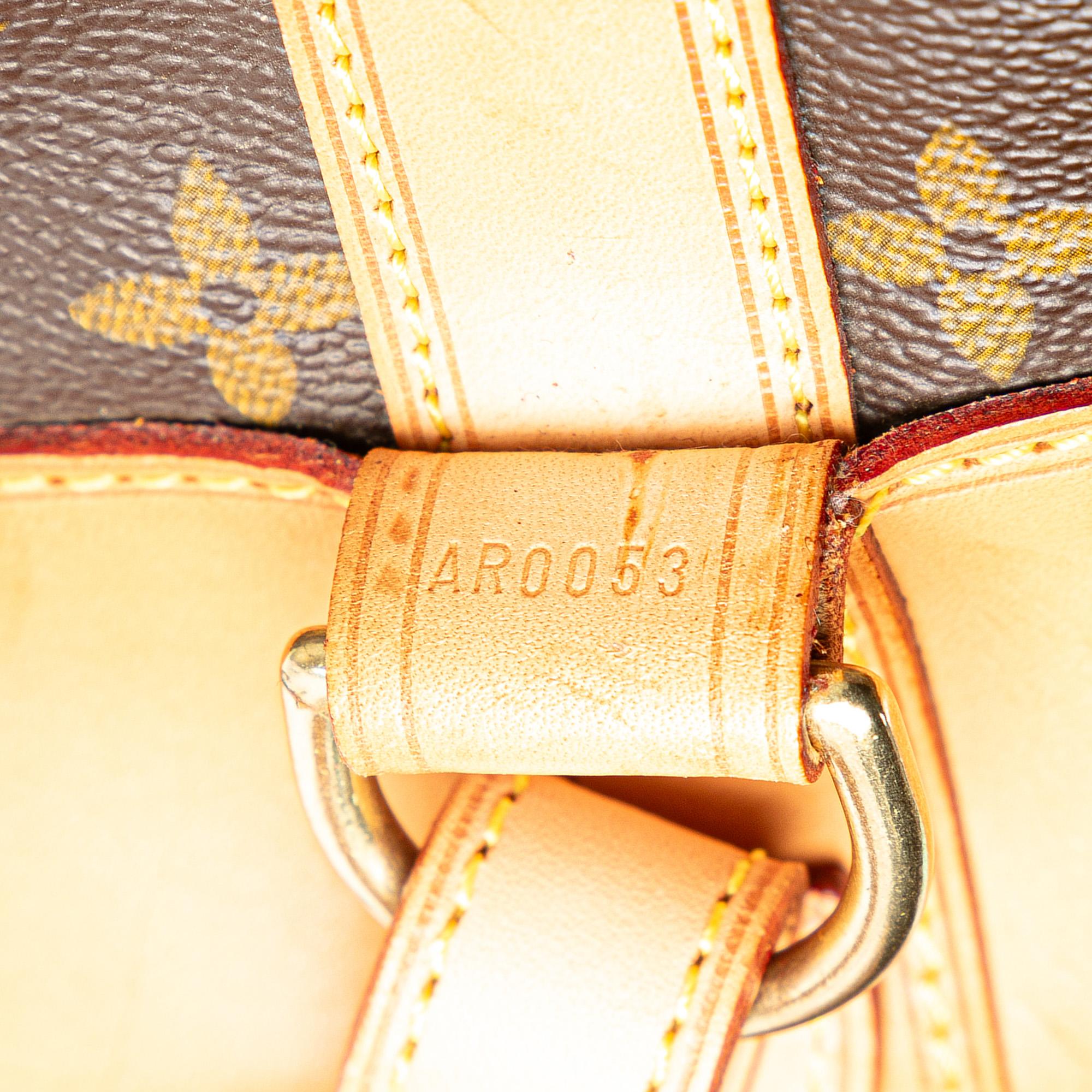 Louis Vuitton Monogram Randonnee PM (SHG-sq2oo7)