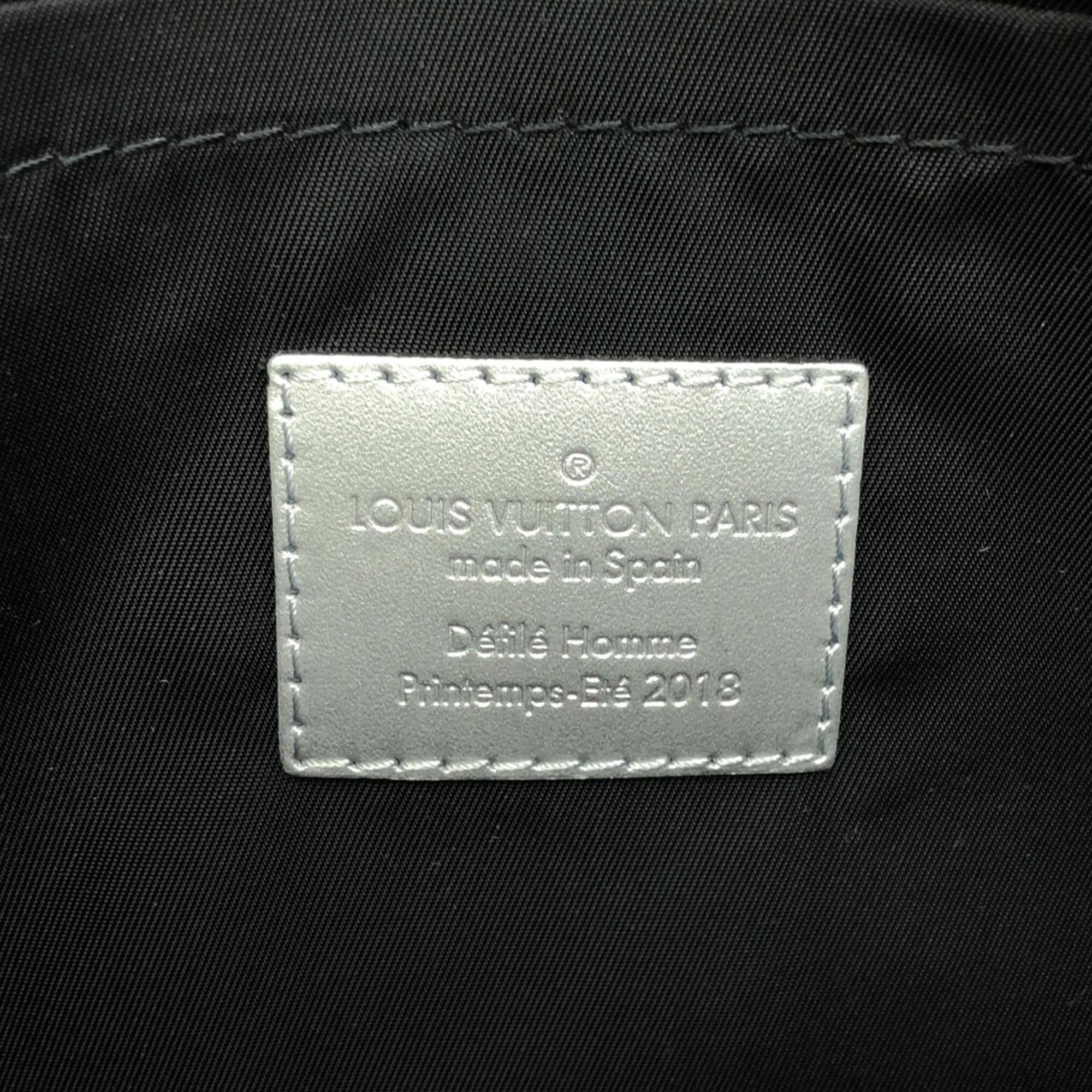 Louis Vuitton Monogram Reflect Outdoor Messenger PM (SHG-QntoSq)