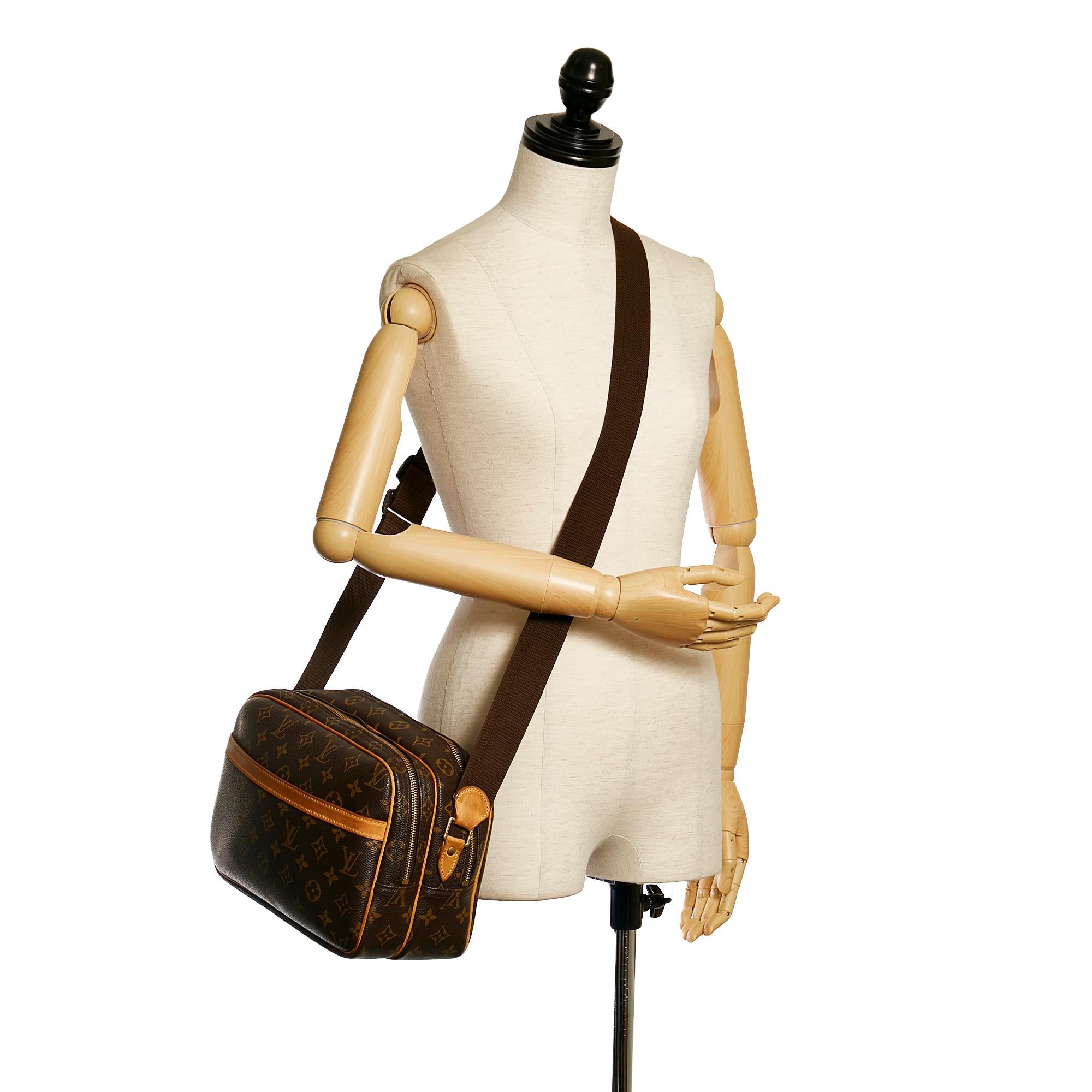 Louis Vuitton Monogram Reporter PM (SHG-34781)