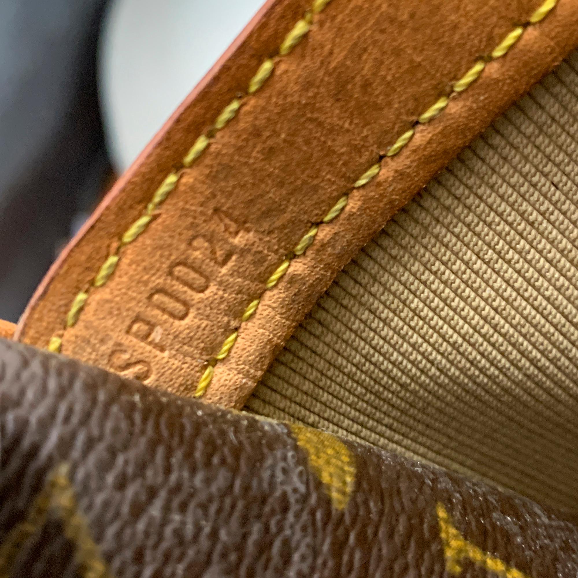Louis Vuitton Monogram Reporter PM (SHG-35298)