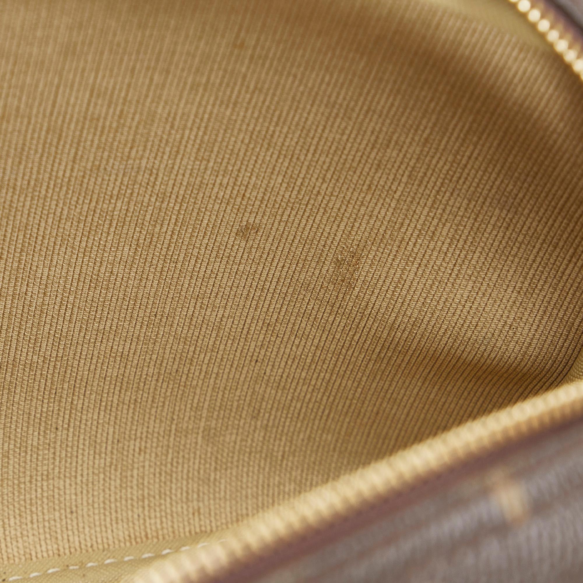 Louis Vuitton Monogram Reporter PM (SHG-Uo7u2T)