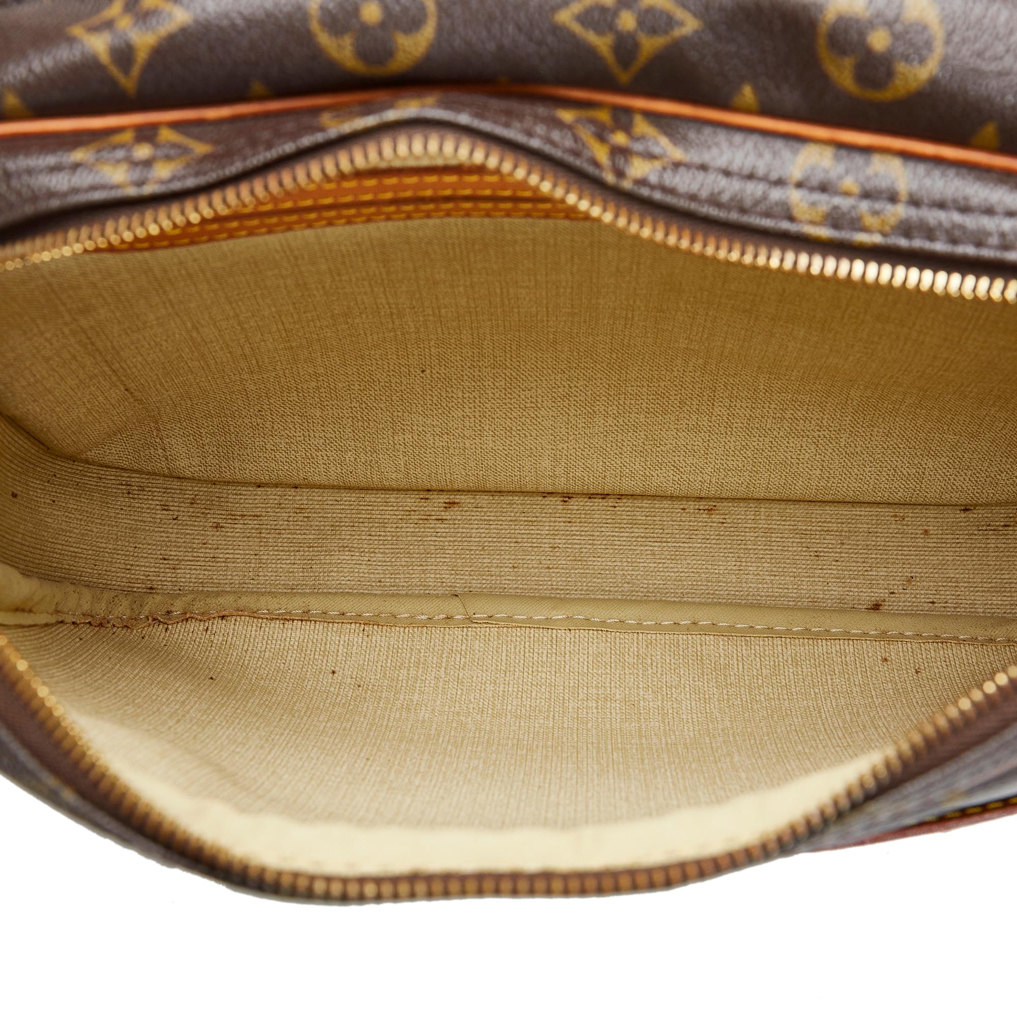 Louis Vuitton Monogram Reporter PM (SHG-ySMN6f)
