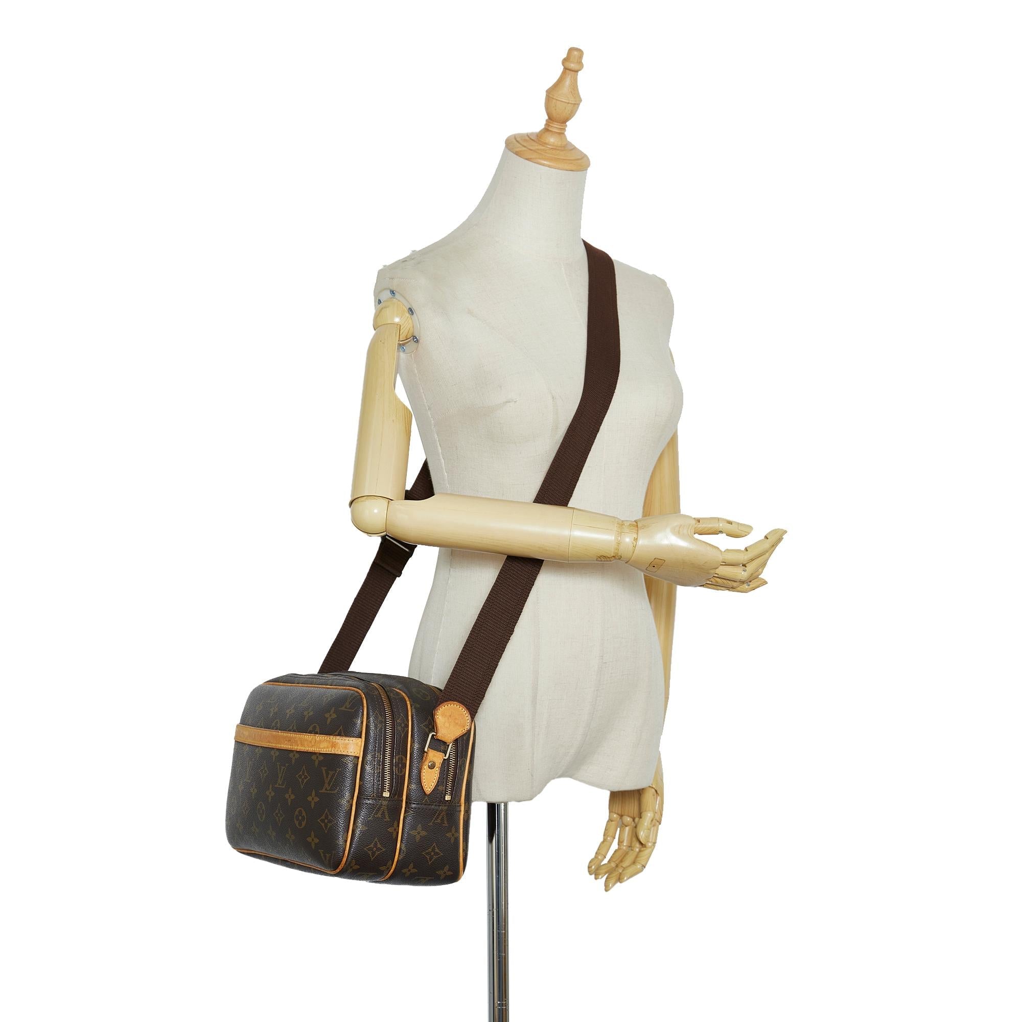 Louis Vuitton Monogram Reporter PM (SHG-mjgKxm)