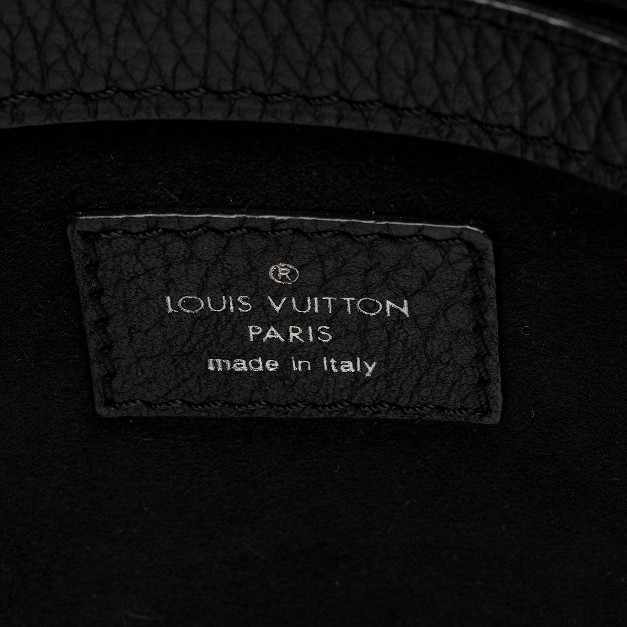 Louis Vuitton Monogram Revelation Lockit PM Satchel (SHF-8Avmp3)