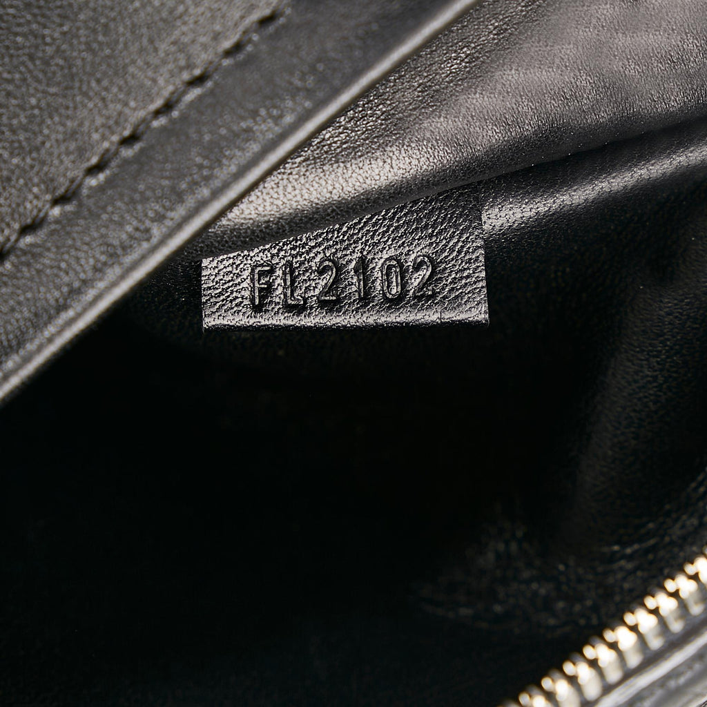 Louis Vuitton Monogram Revelation Neo Papillon GM (SHG-l5AwJx)