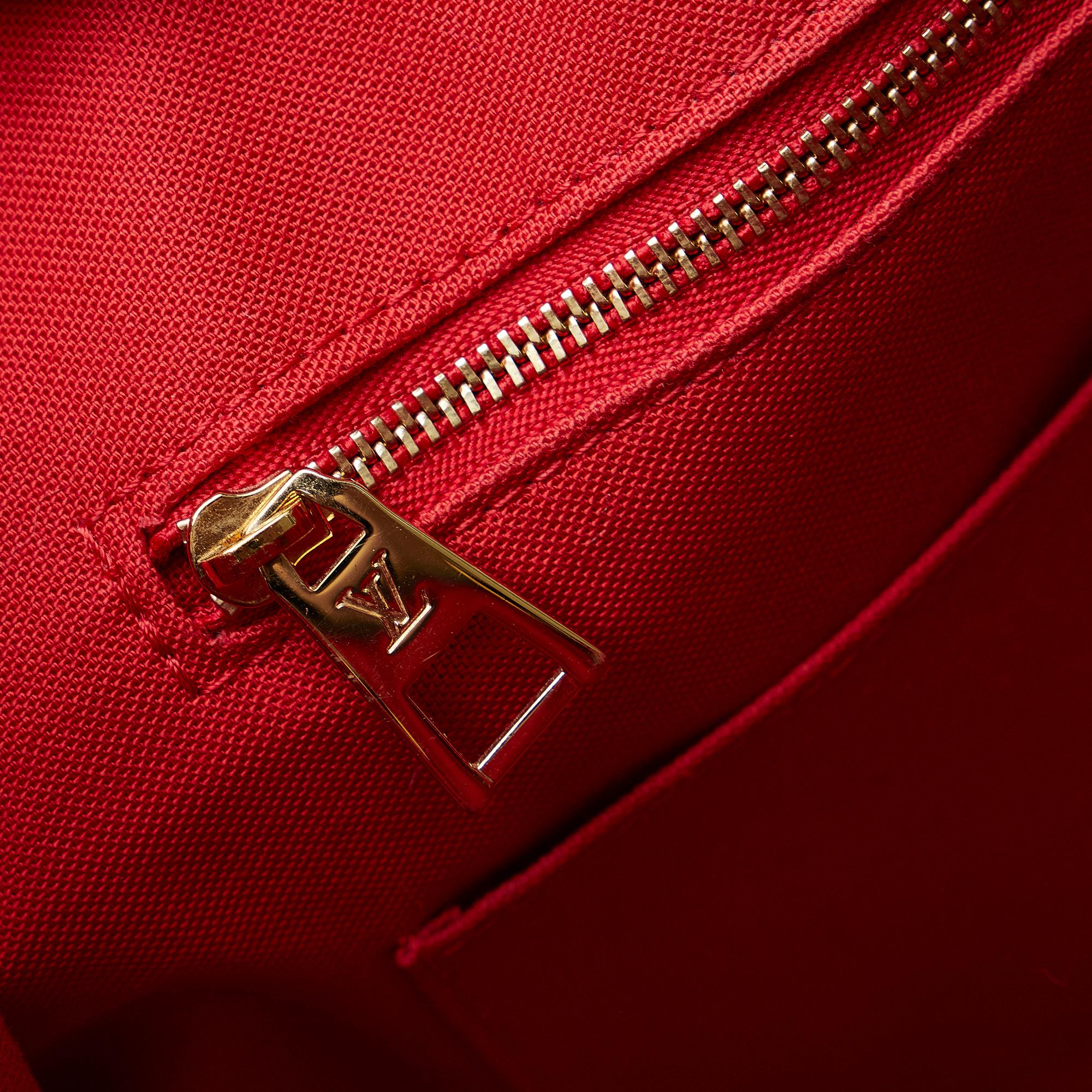 Louis Vuitton Monogram Reverse Giant OnTheGo GM (SHG-5vzHf4)