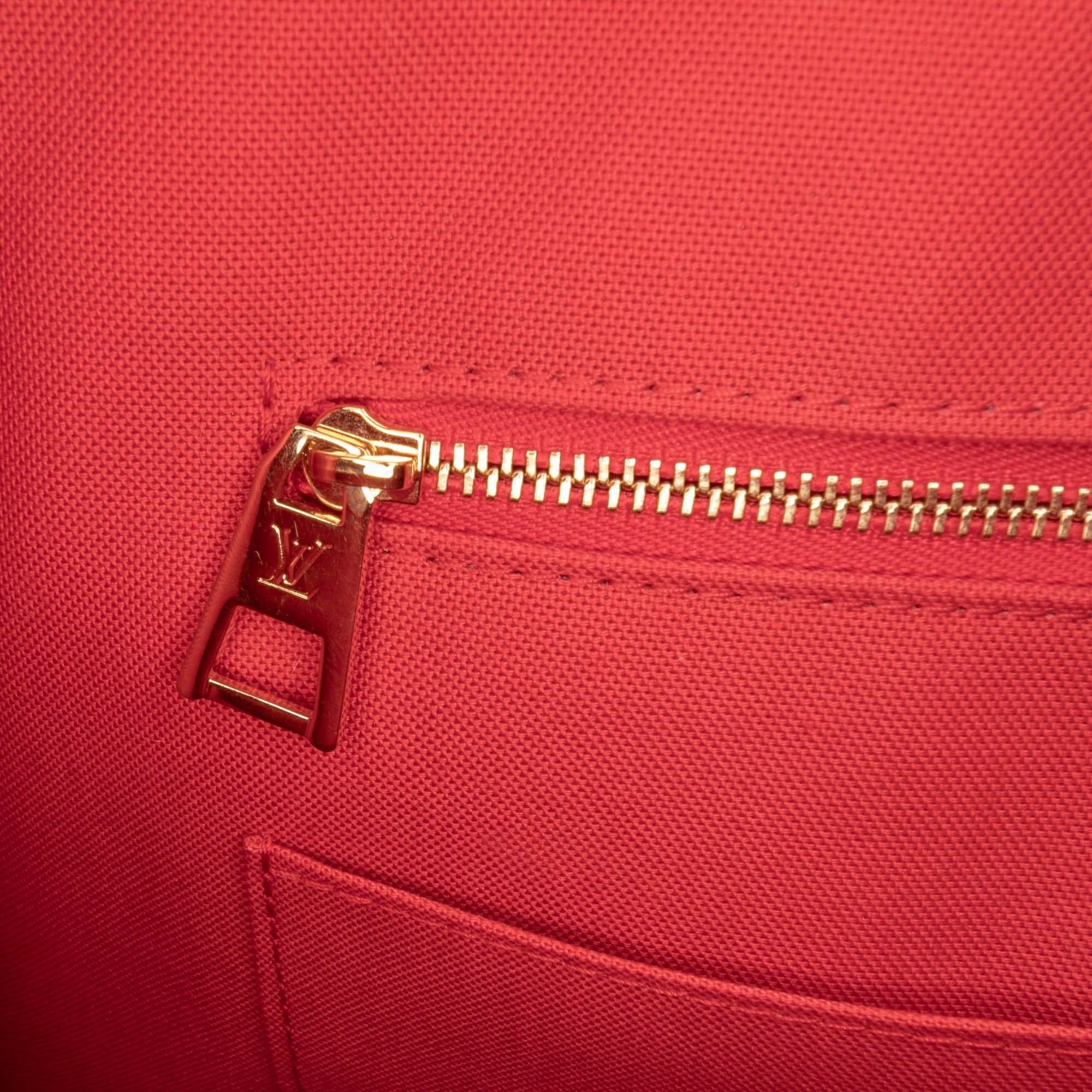 Louis Vuitton Monogram Reverse Giant OnTheGo GM
