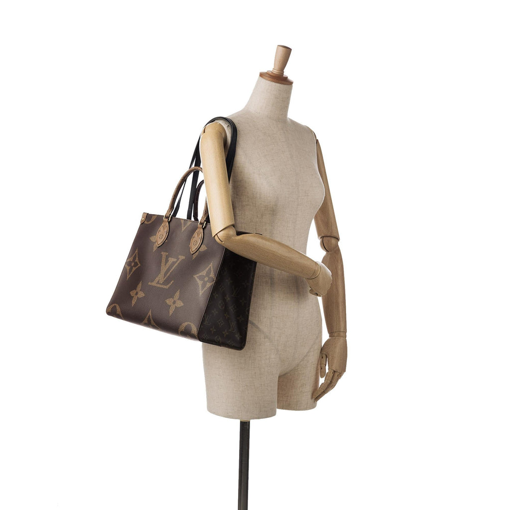 Louis Vuitton Monogram Reverse Giant Onthego  MM (SHG-uzFs5y)