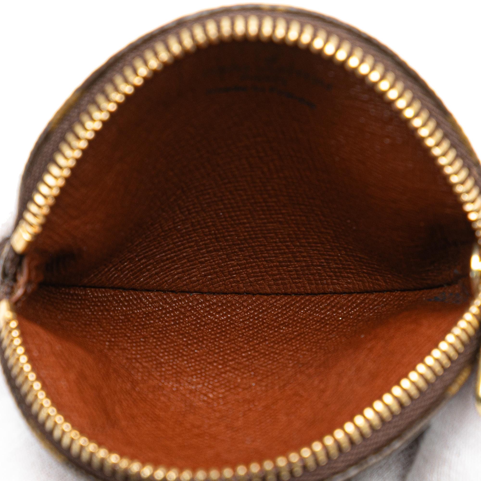 Louis Vuitton Monogram Round Coin Pouch