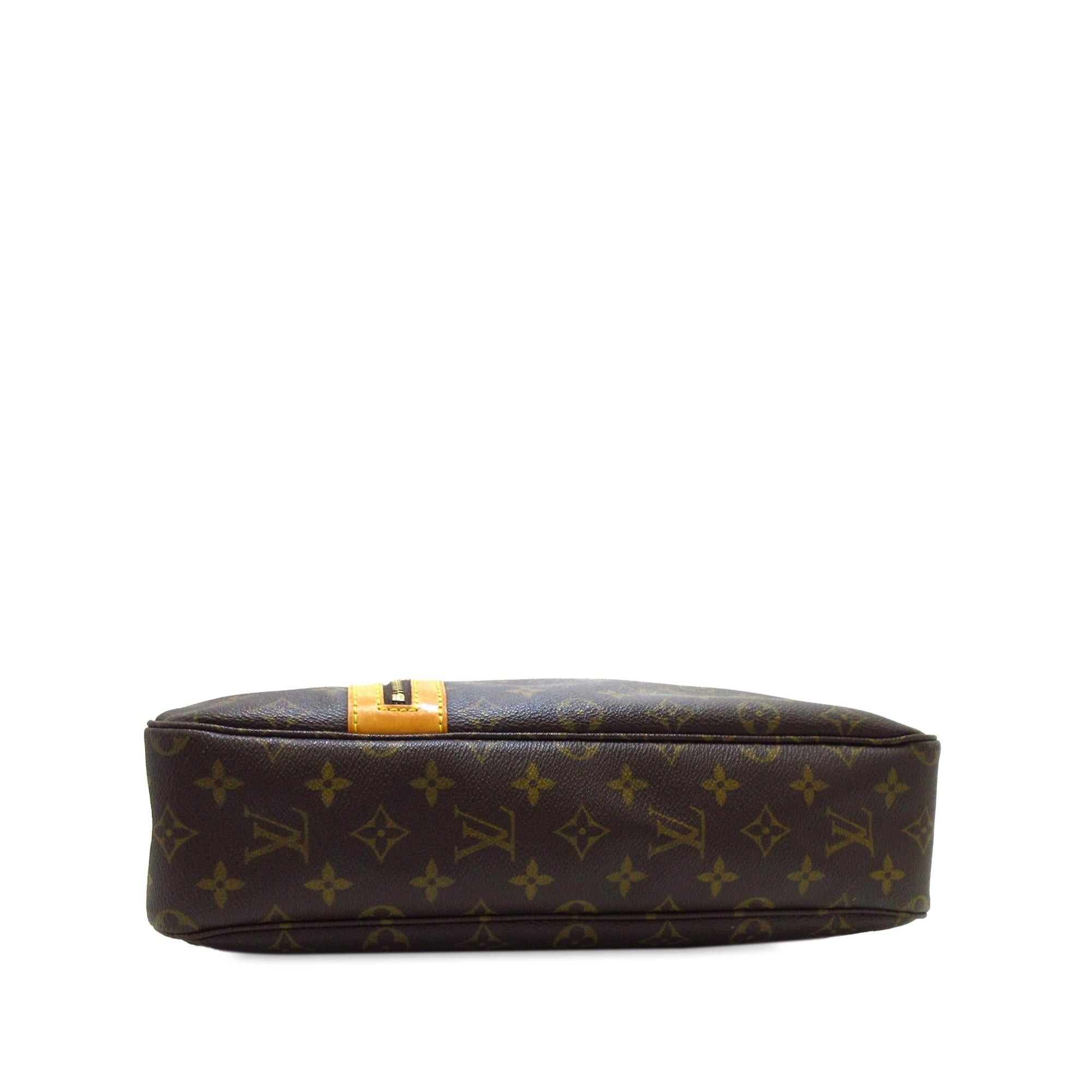 Louis Vuitton Monogram Sac Bosphore (SHG-D56psr)