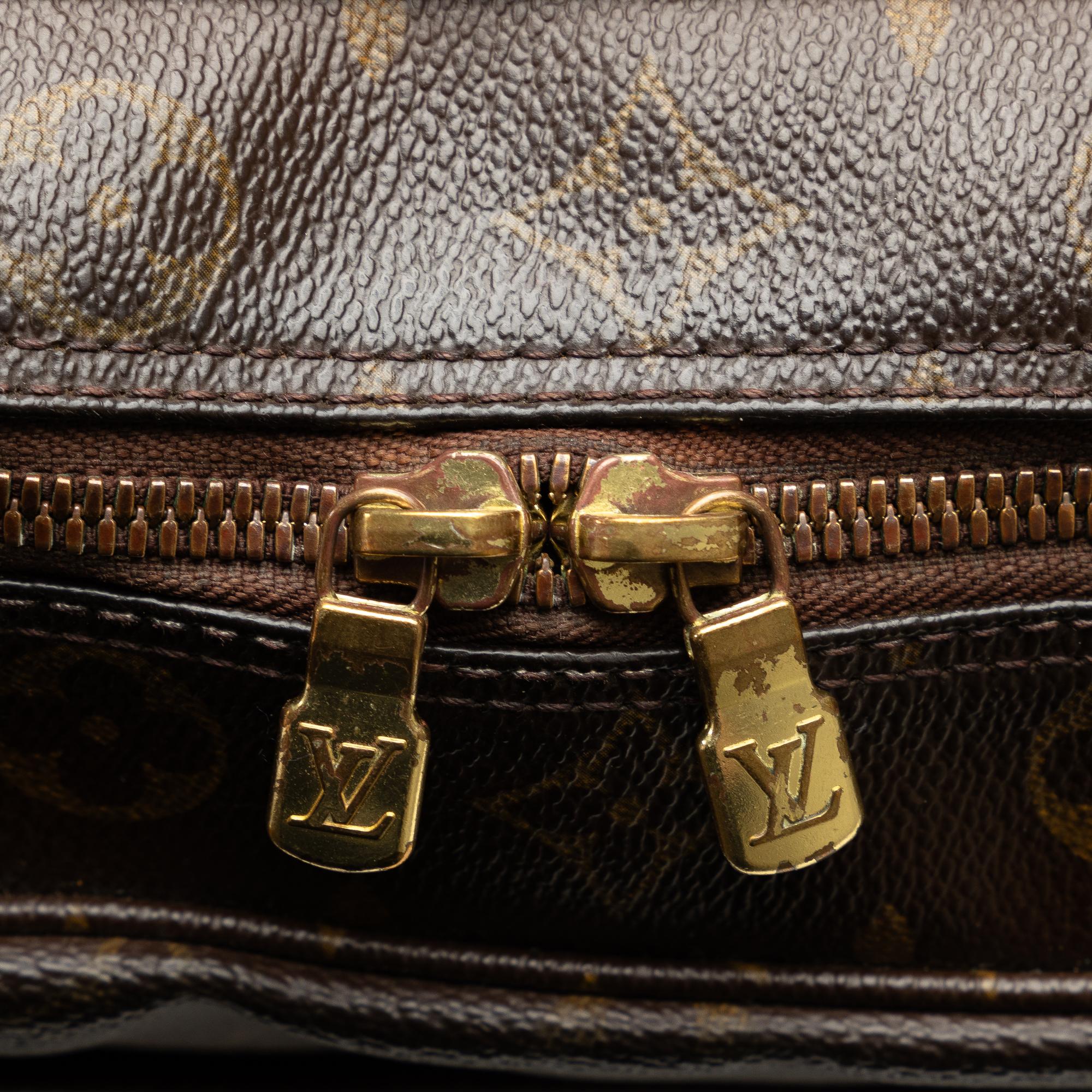 Louis Vuitton Monogram Sac Bosphore (SHG-d73iw7)
