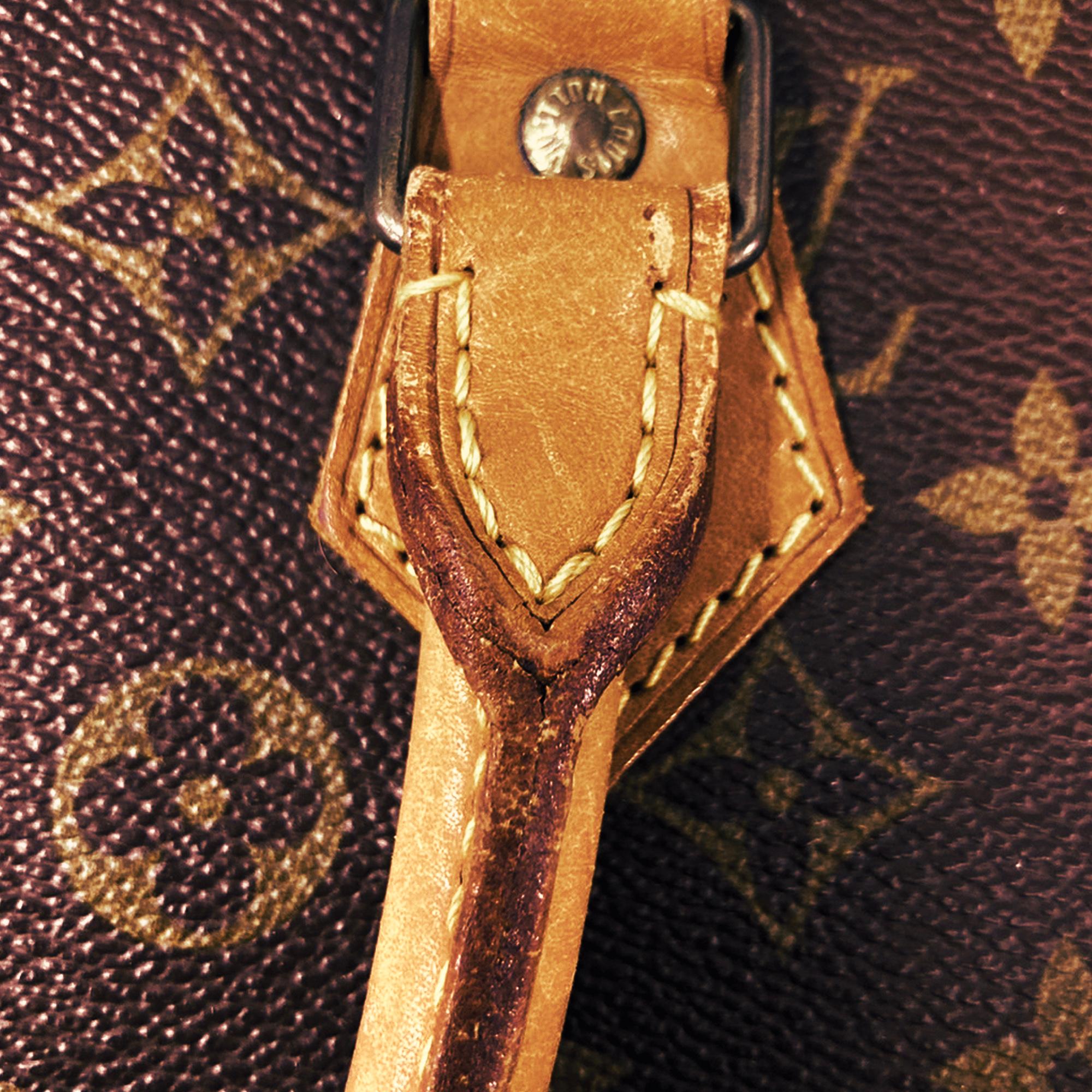 Louis Vuitton Monogram Sac Plat (SHG-KN556R)