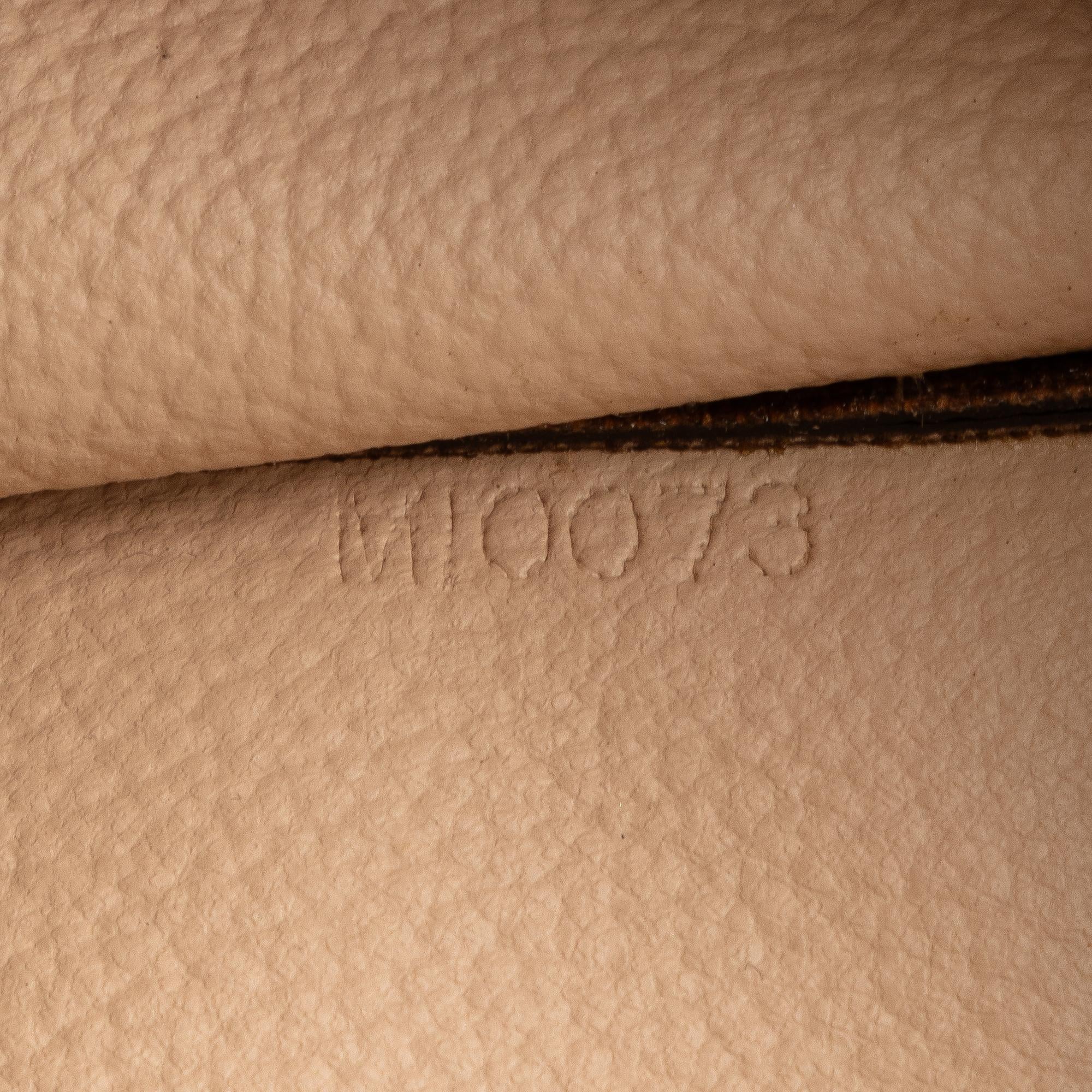 Louis Vuitton Monogram Sac Plat (SHG-Ts27B0)