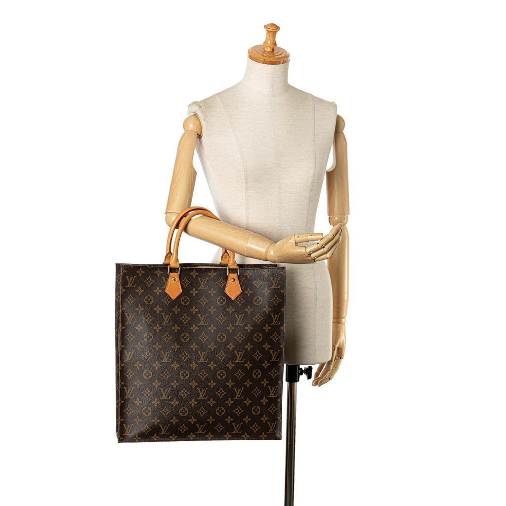 Louis Vuitton Monogram Sac Plat (SHG-RIniBV)