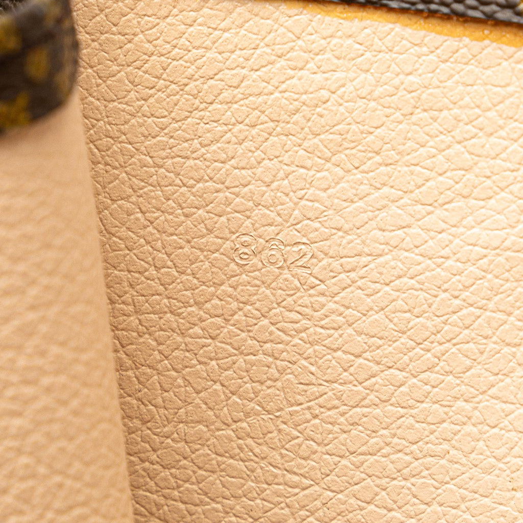 Louis Vuitton Monogram Sac Plat (SHG-cFfmFH)