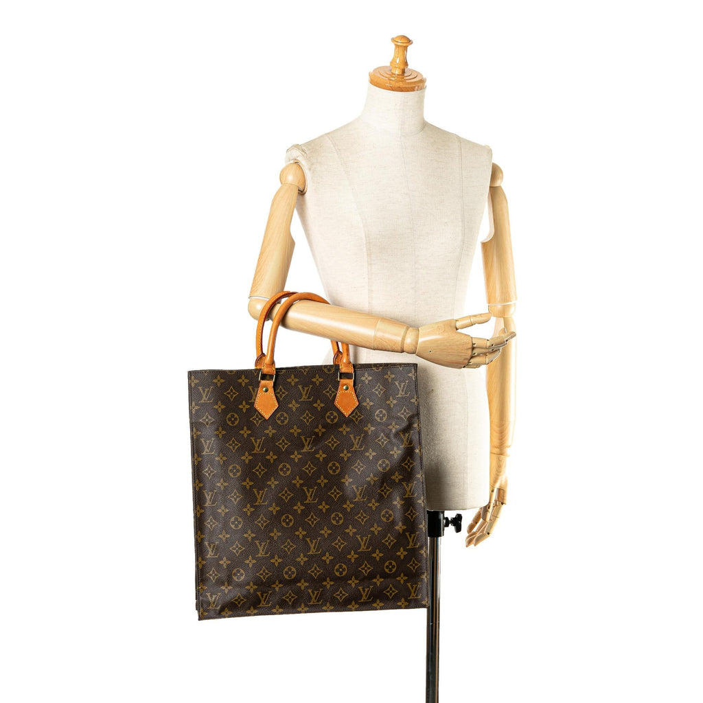 Louis Vuitton Monogram Sac Plat (SHG-cFfmFH)