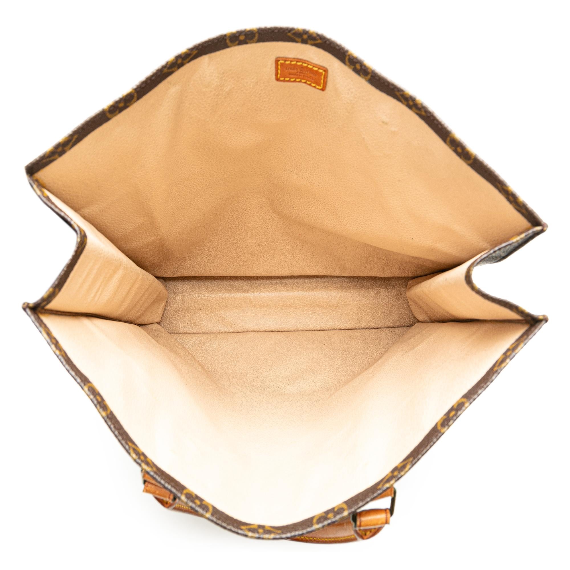 Louis Vuitton Monogram Sac Plat (SHG-xXs676)