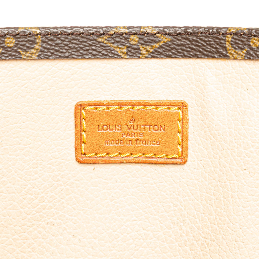 Louis Vuitton Monogram Sac Plat (SHG-xXs676)