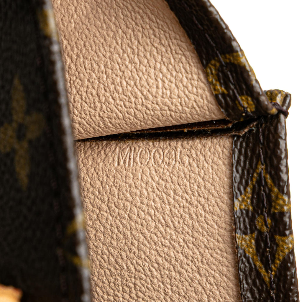 Louis Vuitton Monogram Sac Plat