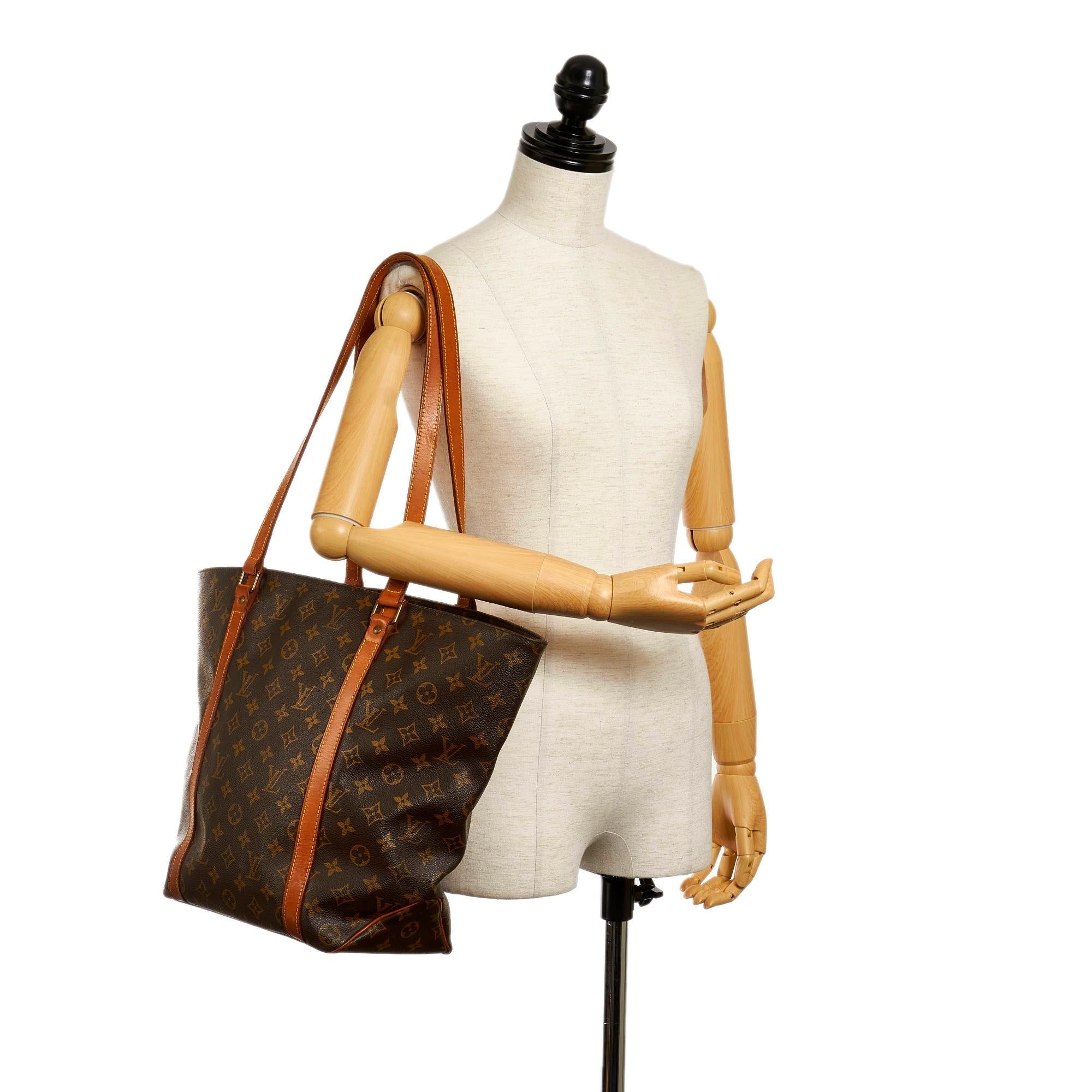 Louis Vuitton Monogram Sac Shopping (SHG-29949)