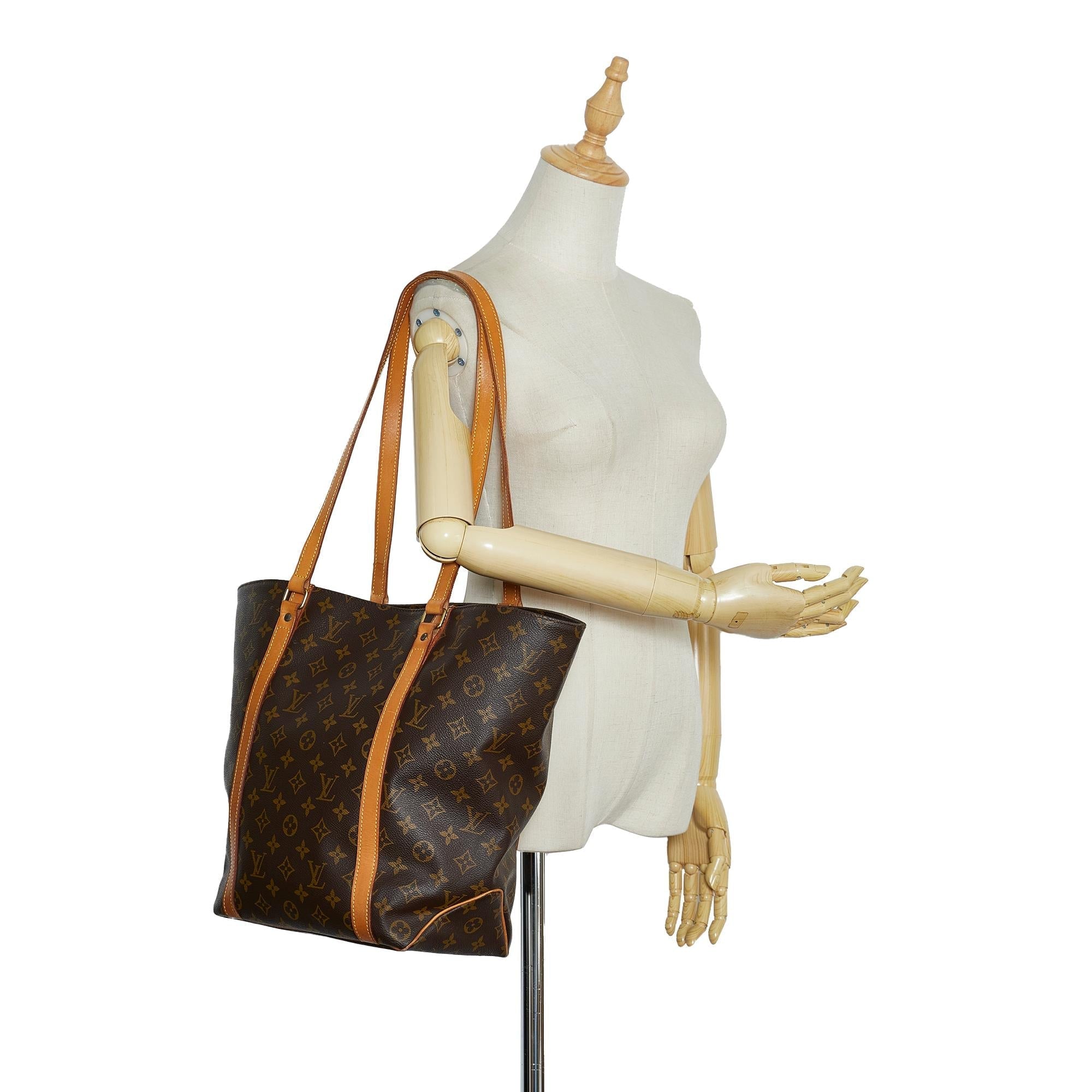 Louis Vuitton Monogram Sac Shopping (SHG-KT9BQC)