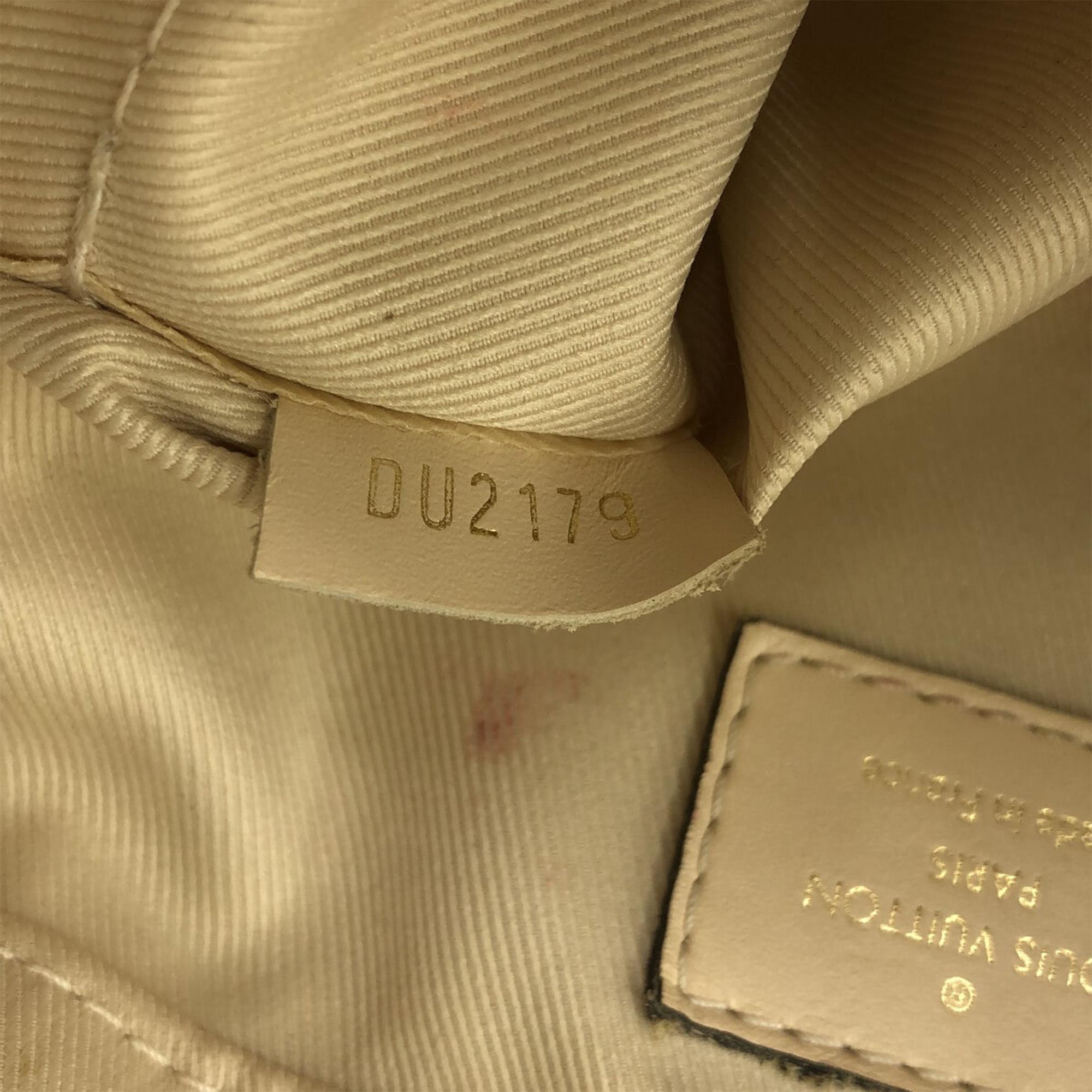 Louis Vuitton Monogram Saintonge (SHG-Y2rhVR)