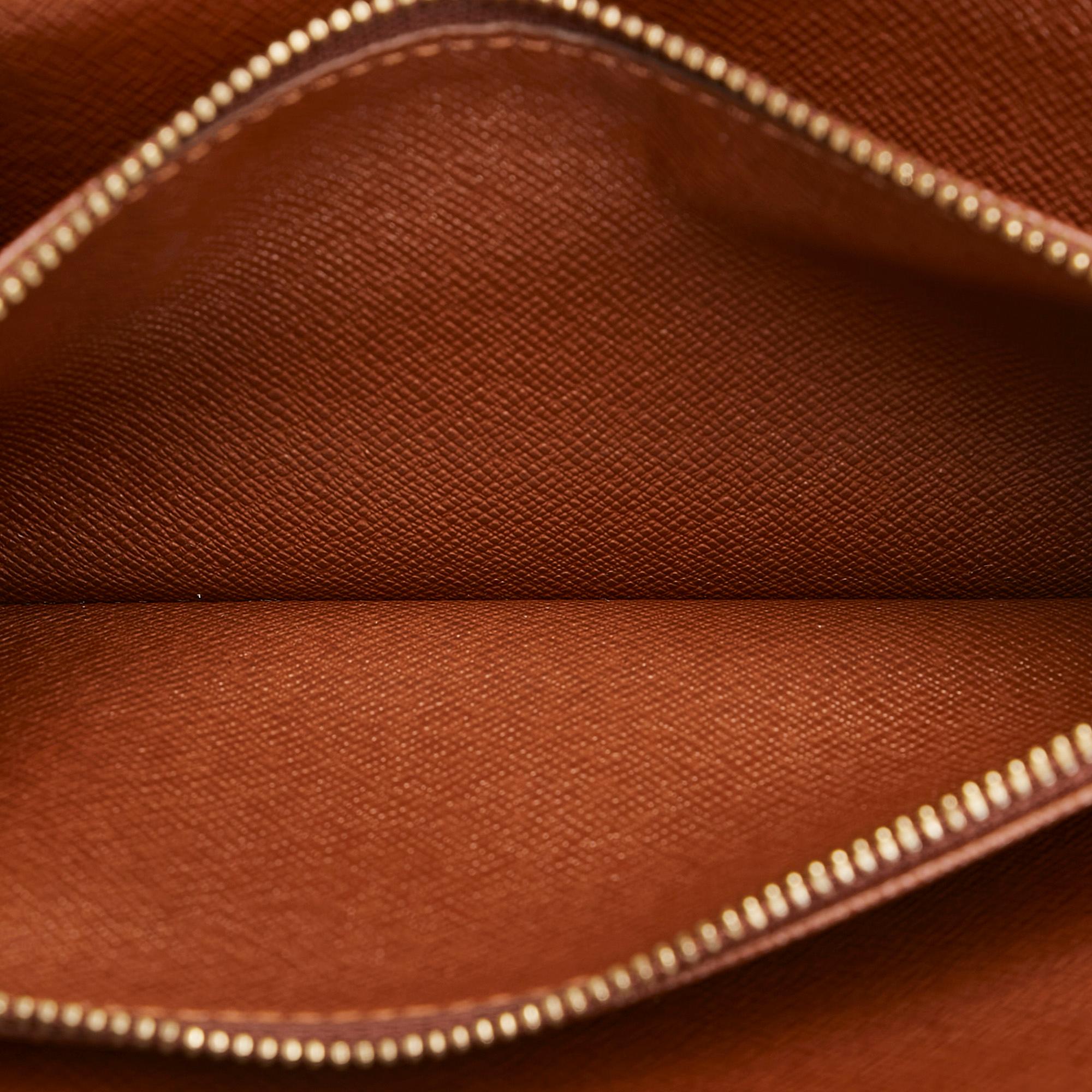 Louis Vuitton Monogram Sarah Long Wallet (SHG-MrUZhk)