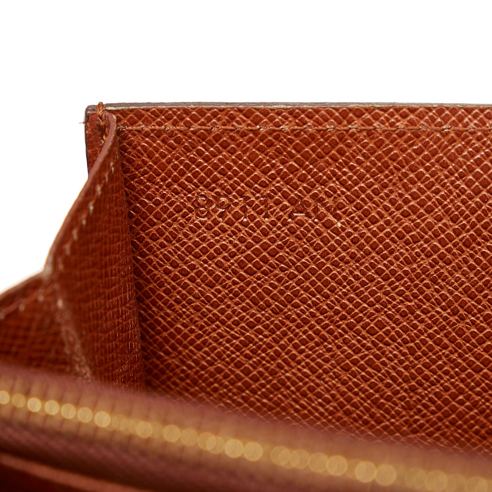 Louis Vuitton Monogram Sarah Long Wallet (SHG-4XGsbf)