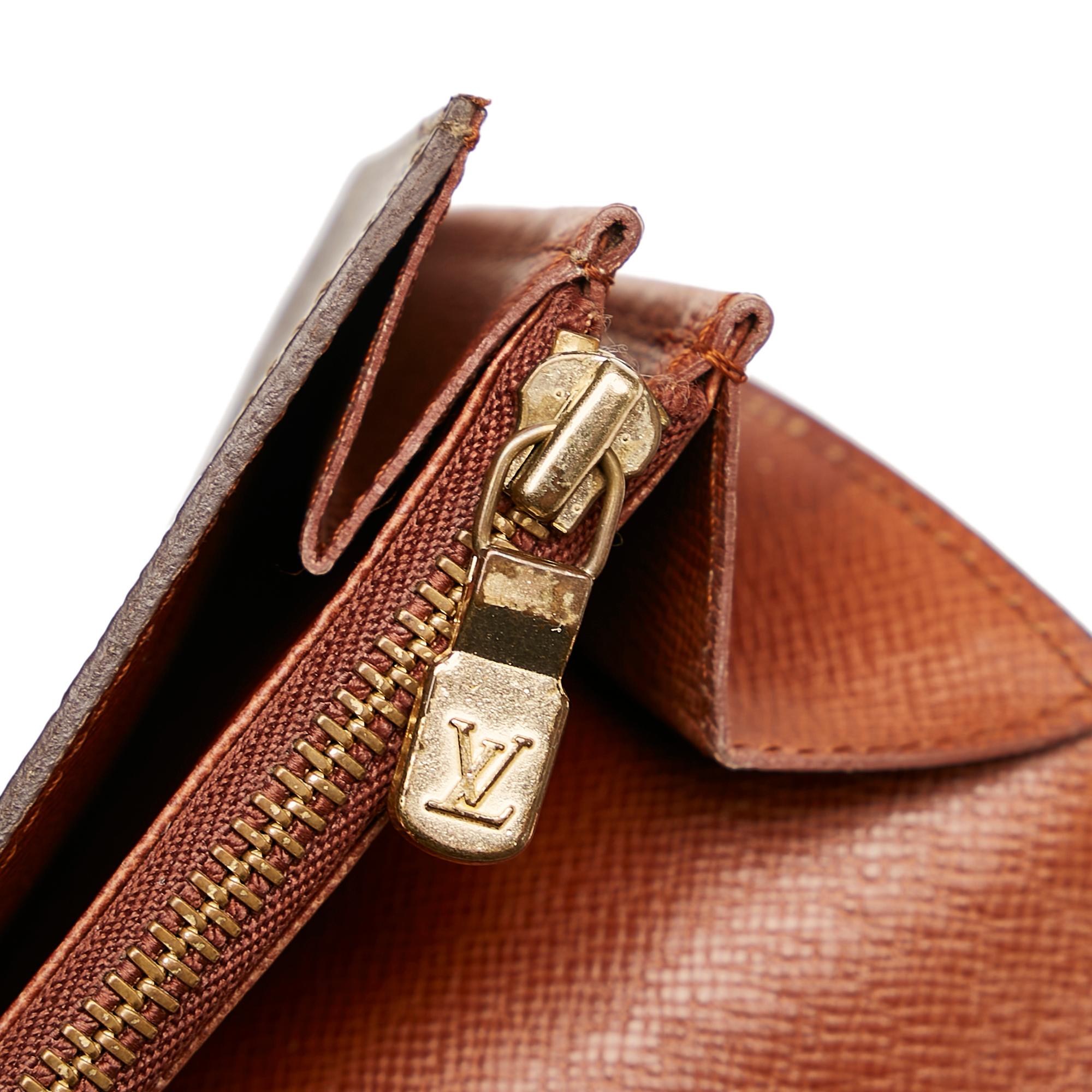 Louis Vuitton Monogram Sarah Long Wallet (SHG-4XGsbf)