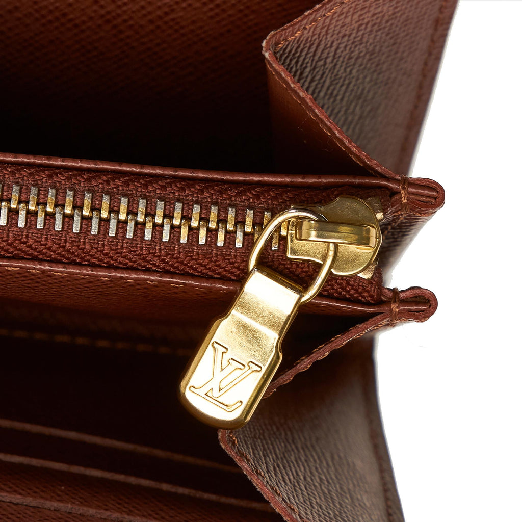 Louis Vuitton Monogram Sarah Long Wallet (SHG-4xMH6N)