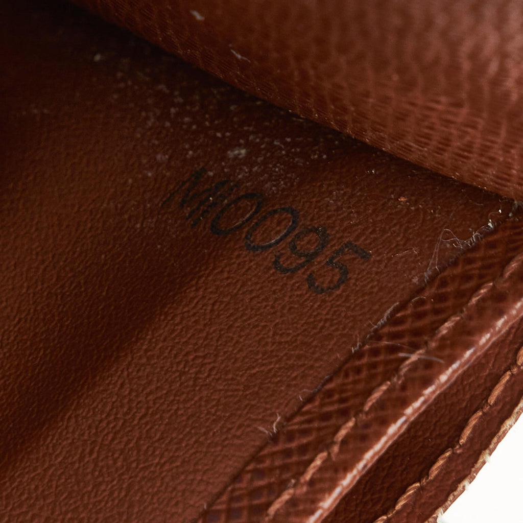 Louis Vuitton Monogram Sarah Long Wallet (SHG-G6XaBY)