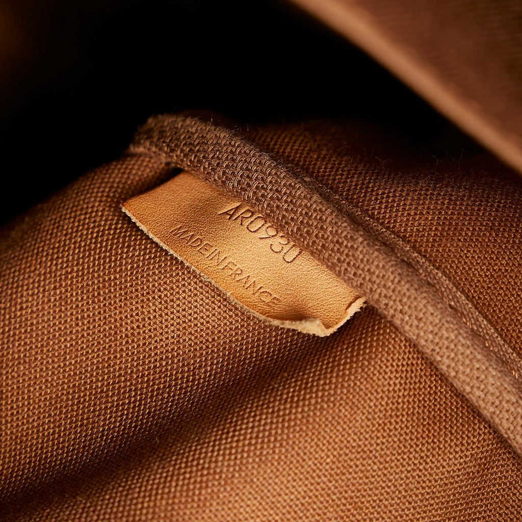 Louis Vuitton Monogram Saumur 25 (SHG-29783)