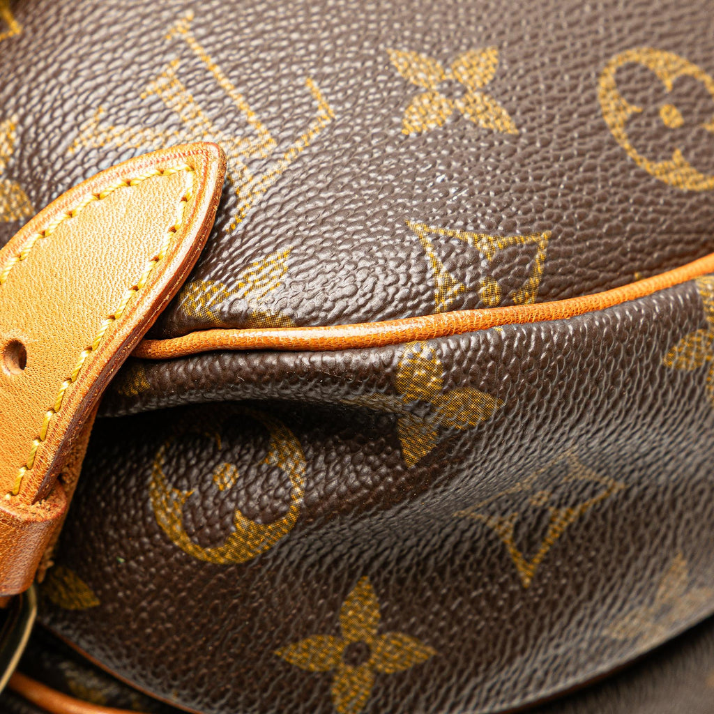 Louis Vuitton Monogram Saumur 25