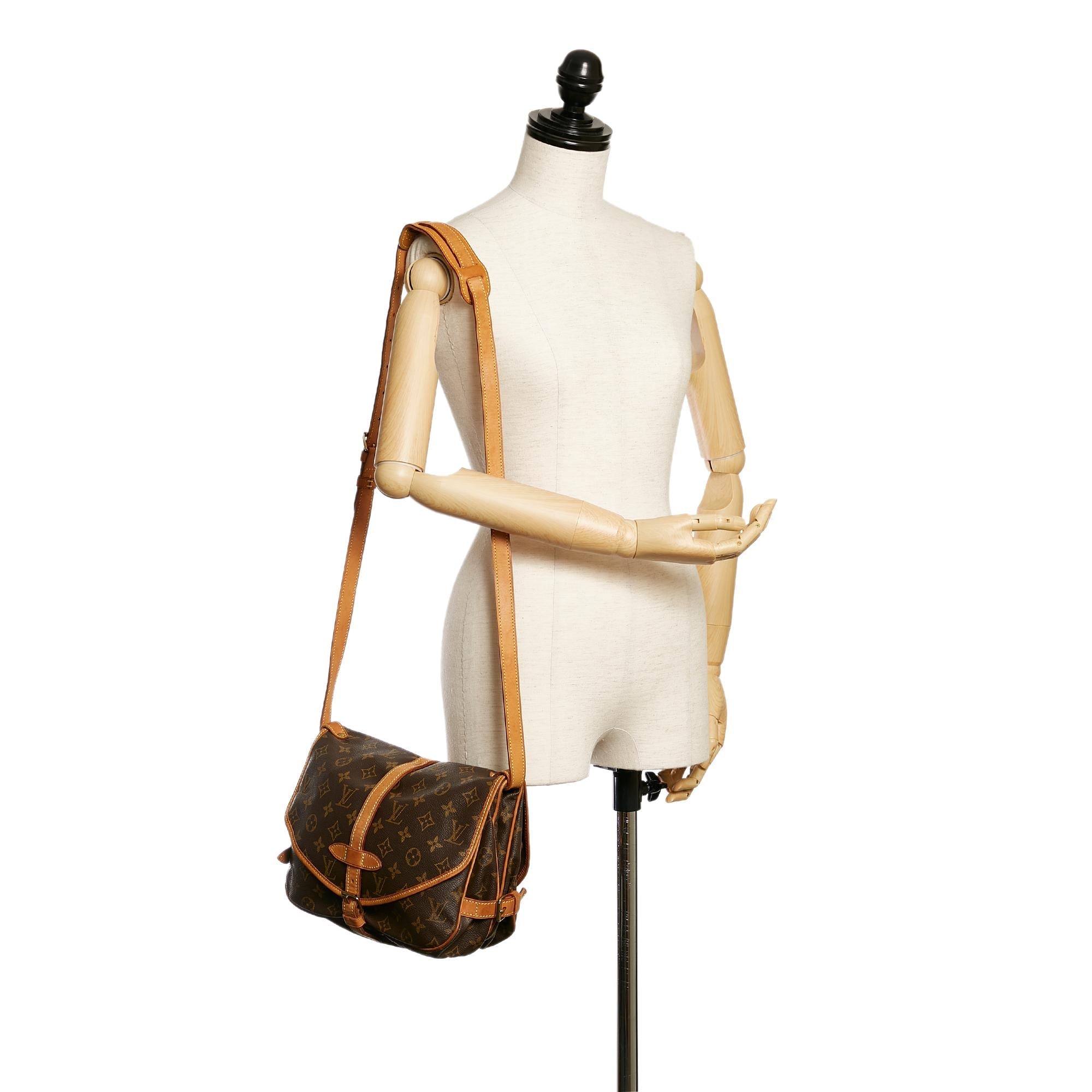 Louis Vuitton Monogram Saumur 30 (SHG-28464)