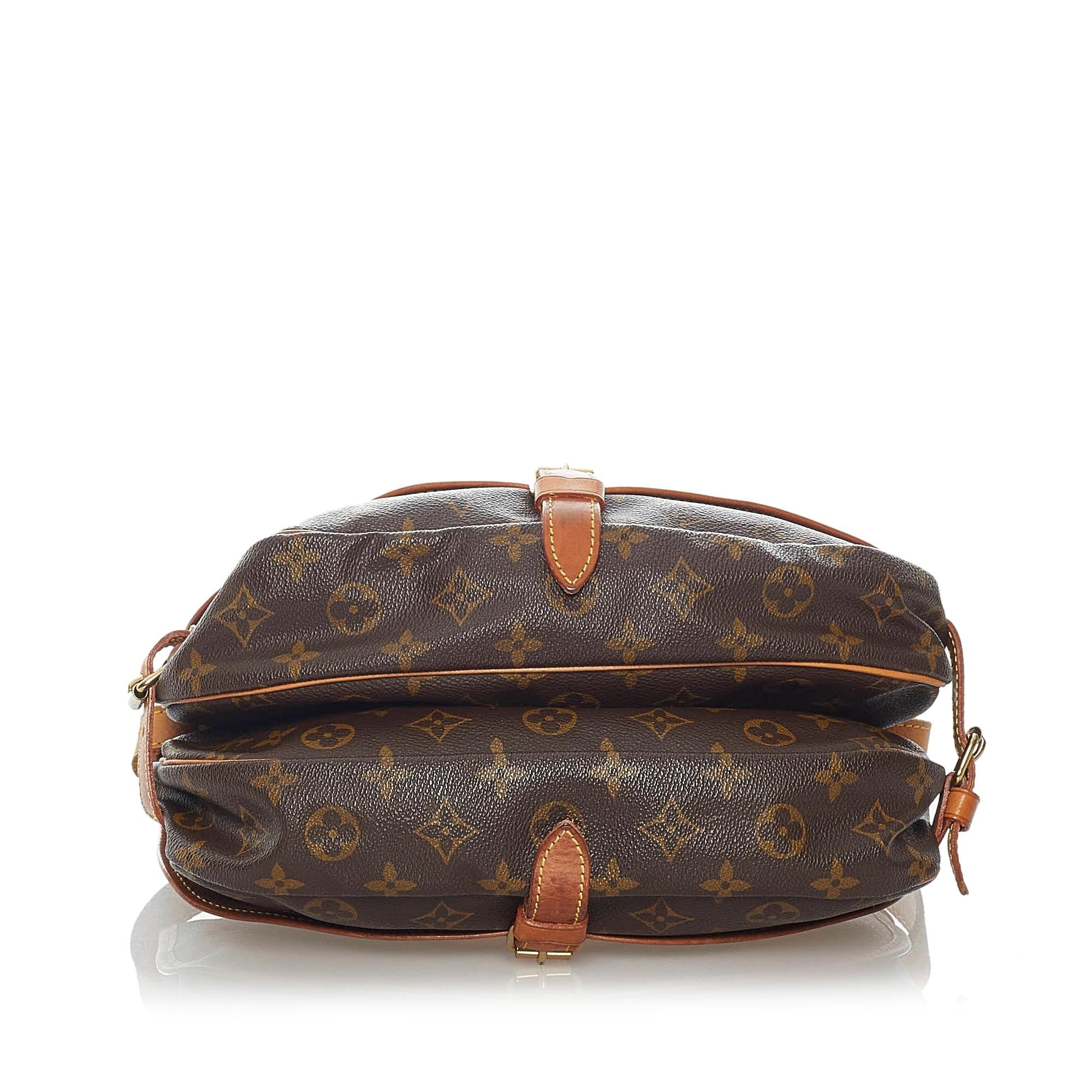 Louis Vuitton Monogram Saumur 30 (SHG-30532)