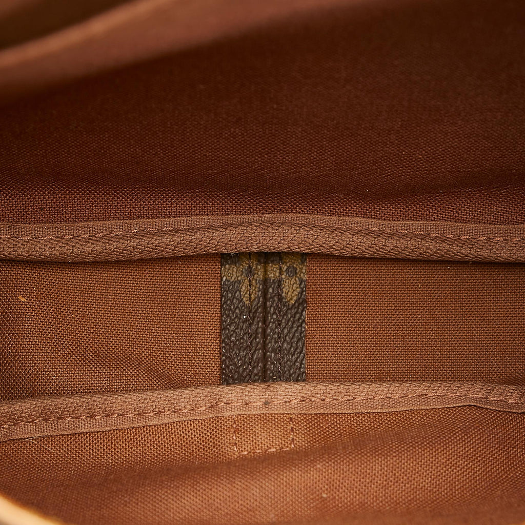 Louis Vuitton Monogram Saumur 30 (SHG-36942)