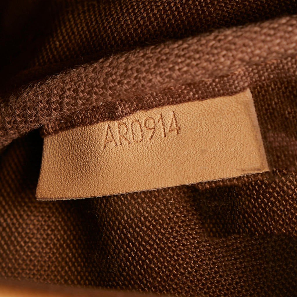 Louis Vuitton Monogram Saumur 30 (SHG-MDYoCb)