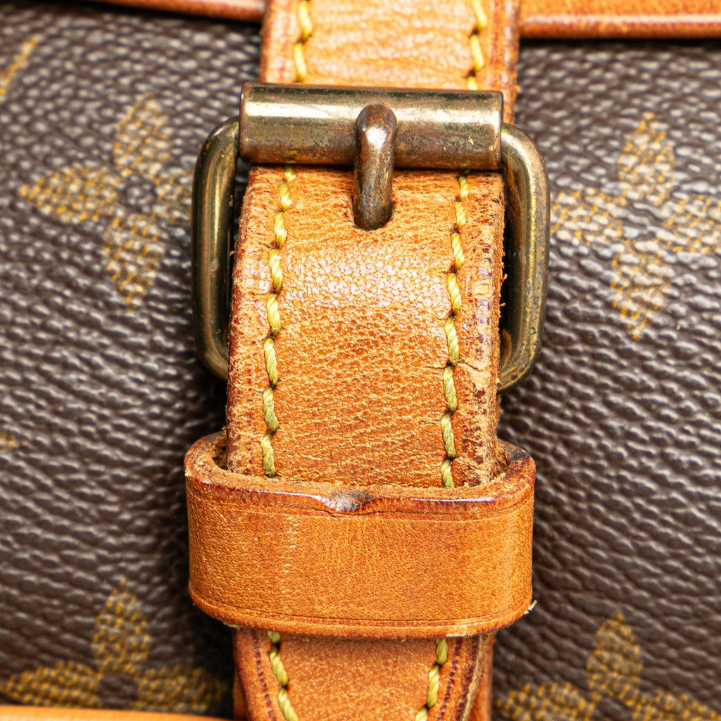 Louis Vuitton Monogram Saumur 30 (SHG-xPHXnr)