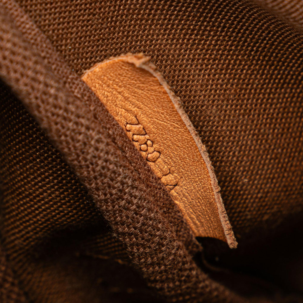 Louis Vuitton Monogram Saumur 30 (SHG-QxLwhE)