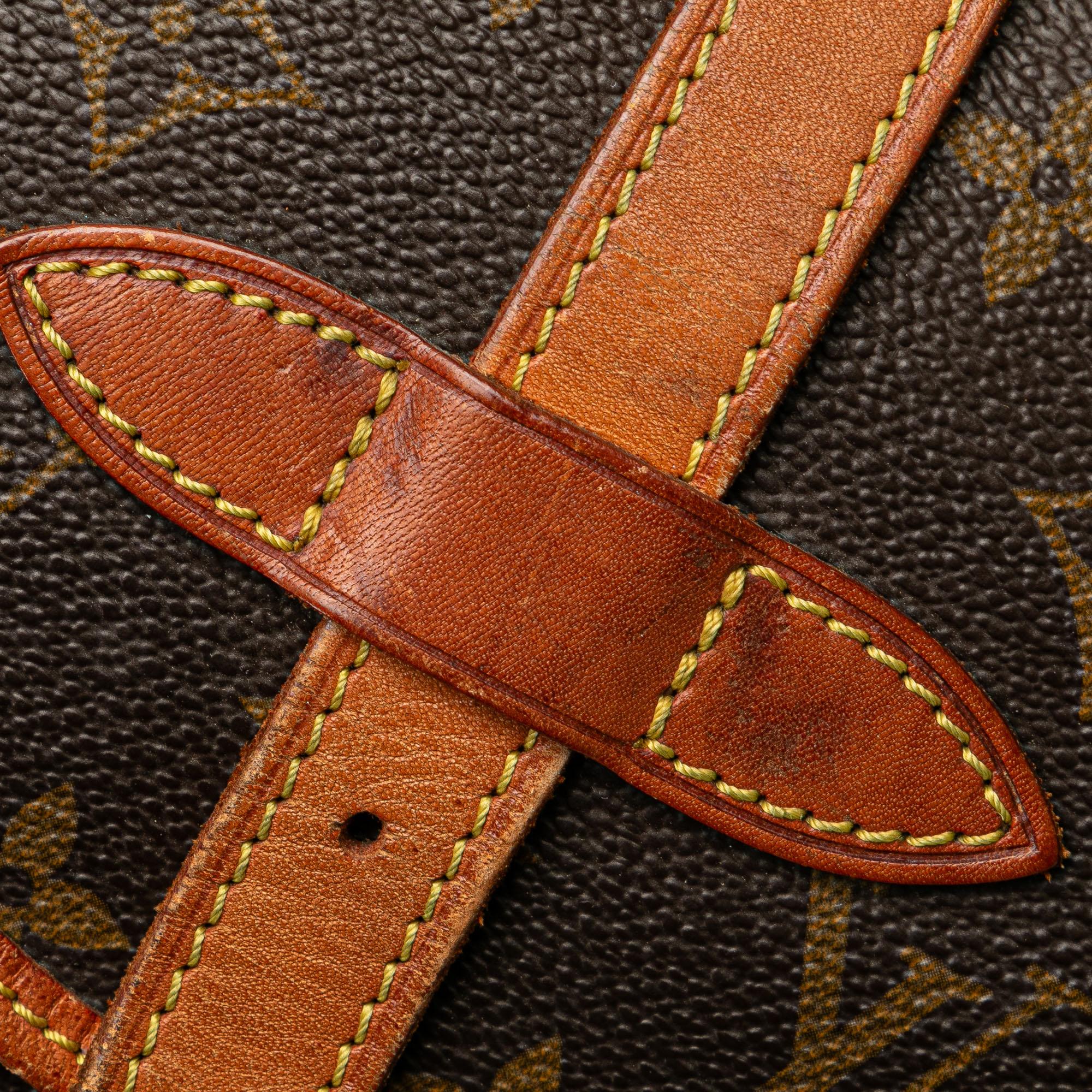 Louis Vuitton Monogram Saumur 30 (SHG-QxLwhE)