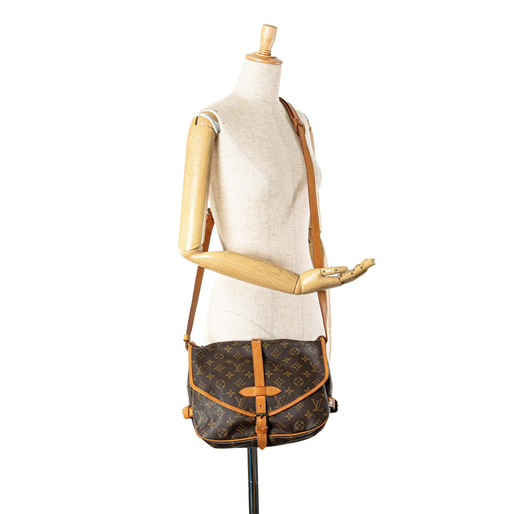 Louis Vuitton Monogram Saumur 30 (SHG-PFQISn)