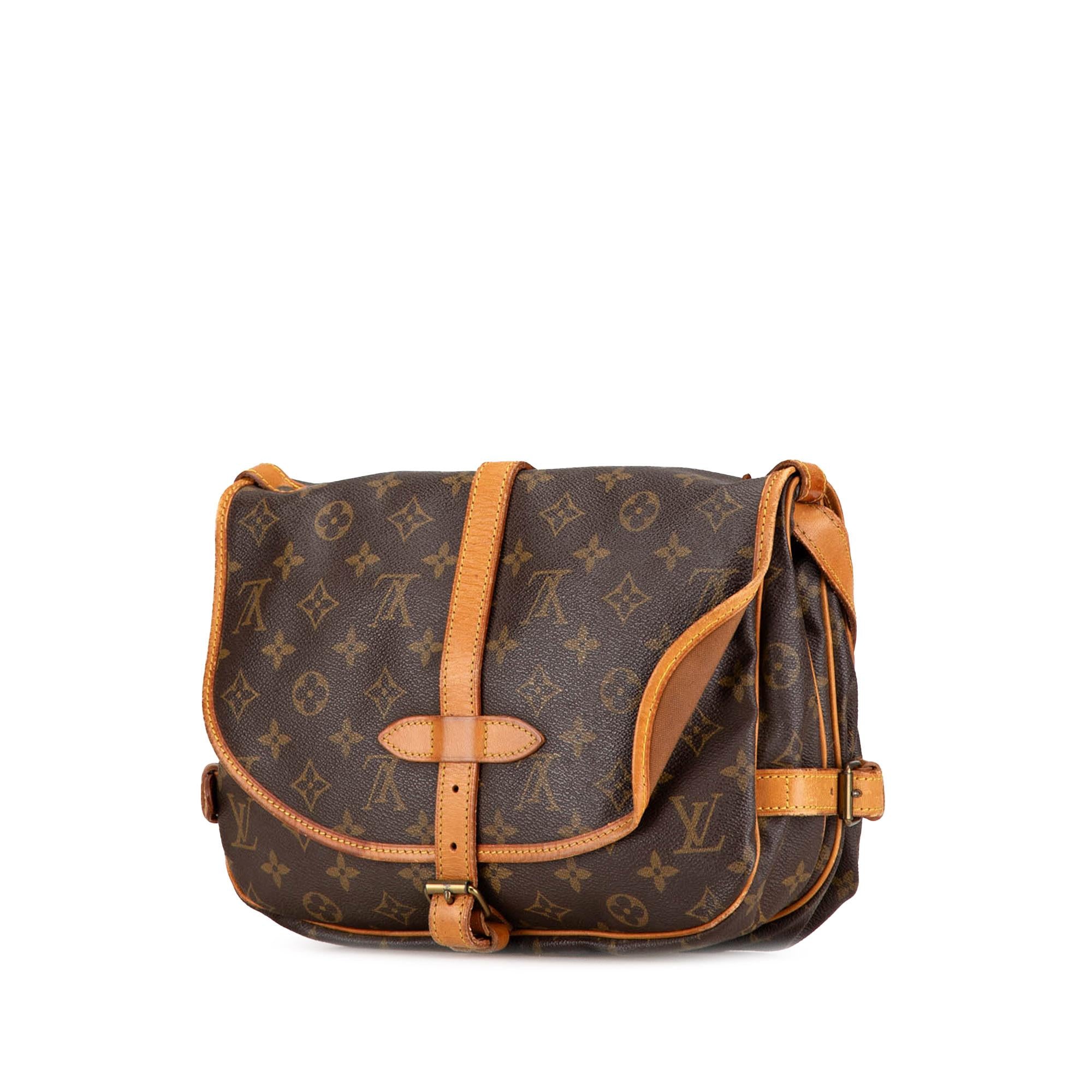 Louis Vuitton Monogram Saumur 30 (SHG-PFQISn)