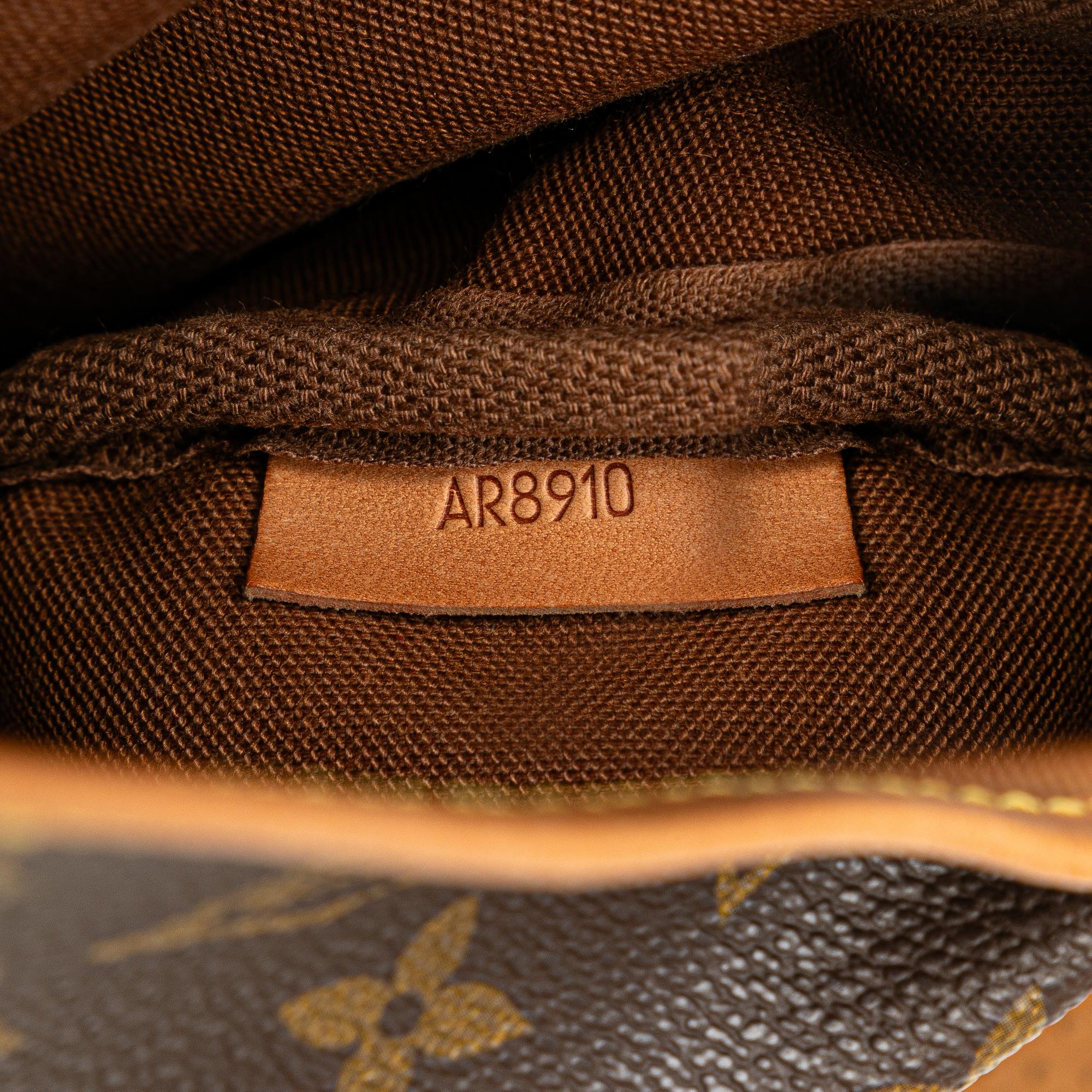 Louis Vuitton Monogram Saumur 30 (SHG-KVDFT6)