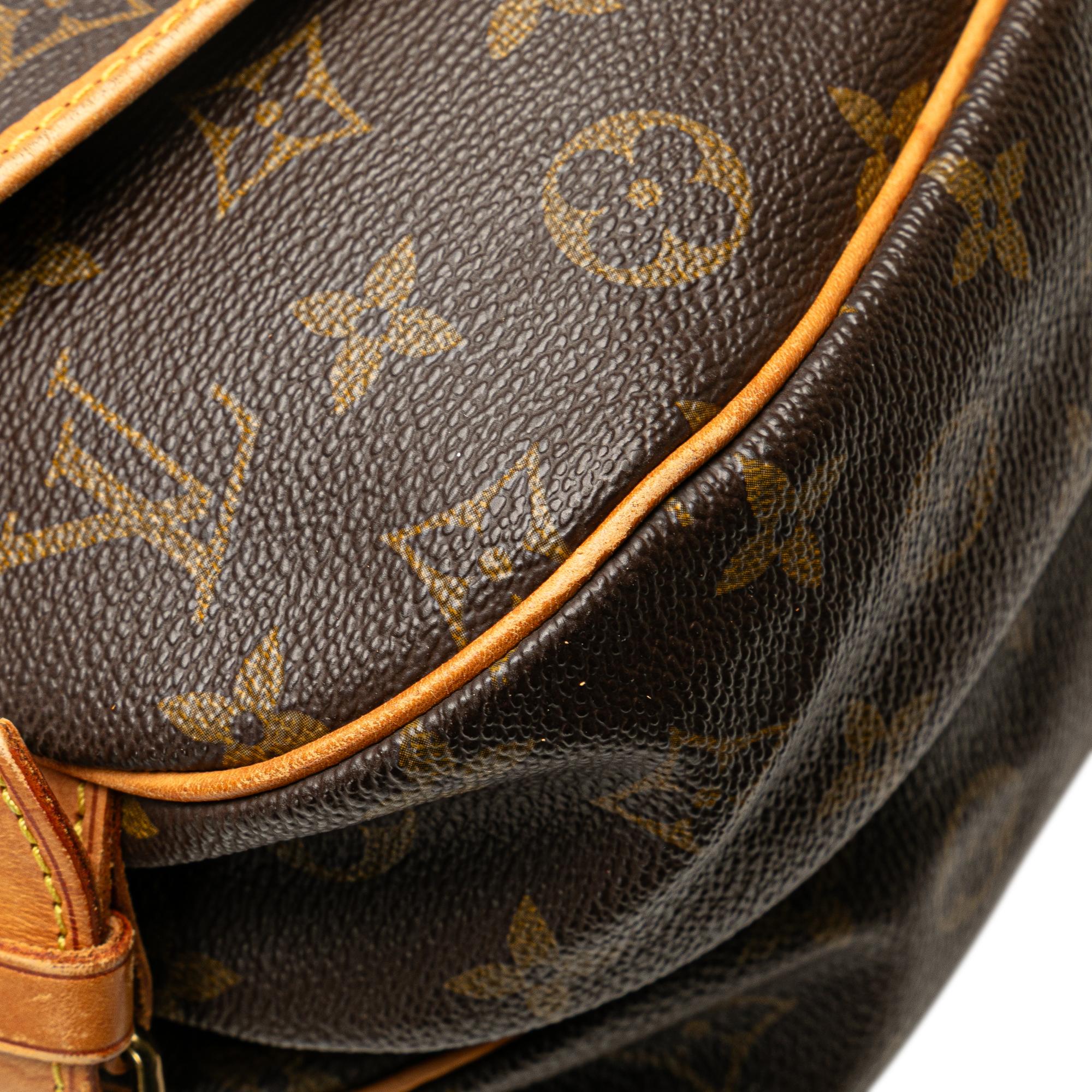 Louis Vuitton Monogram Saumur 30 (SHG-KVDFT6)