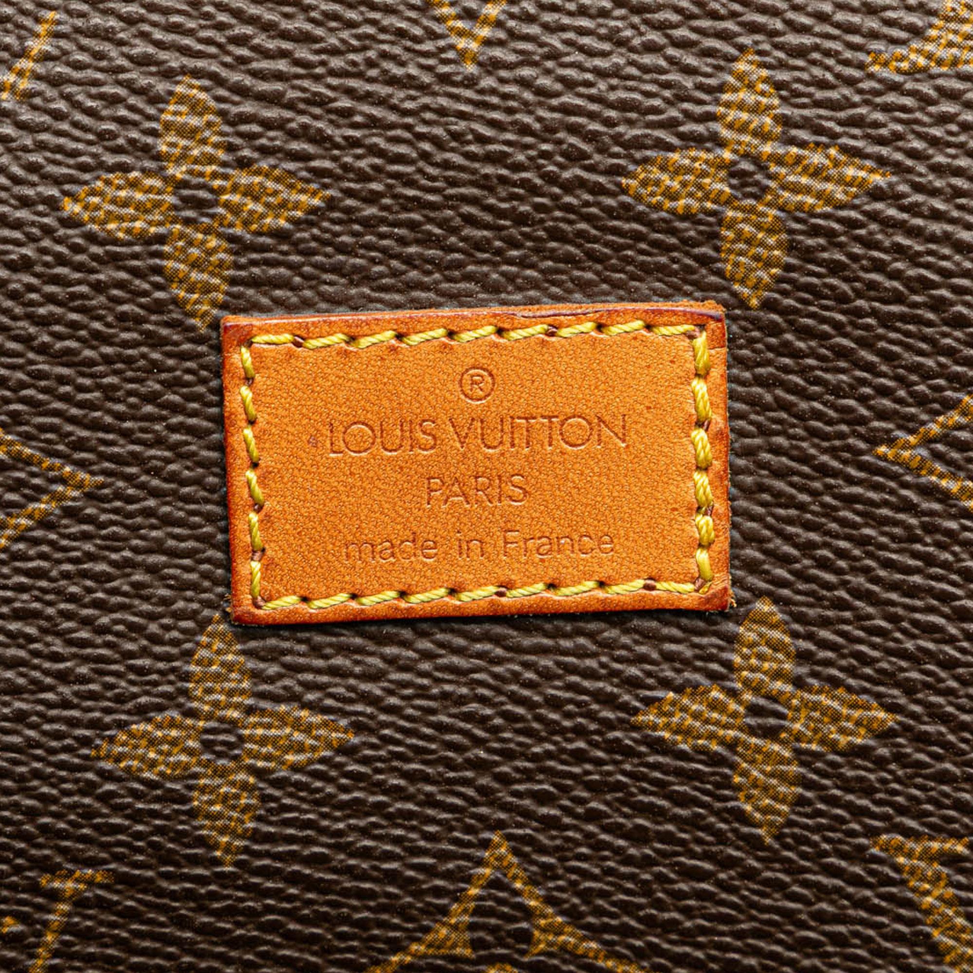 Louis Vuitton Monogram Saumur 30