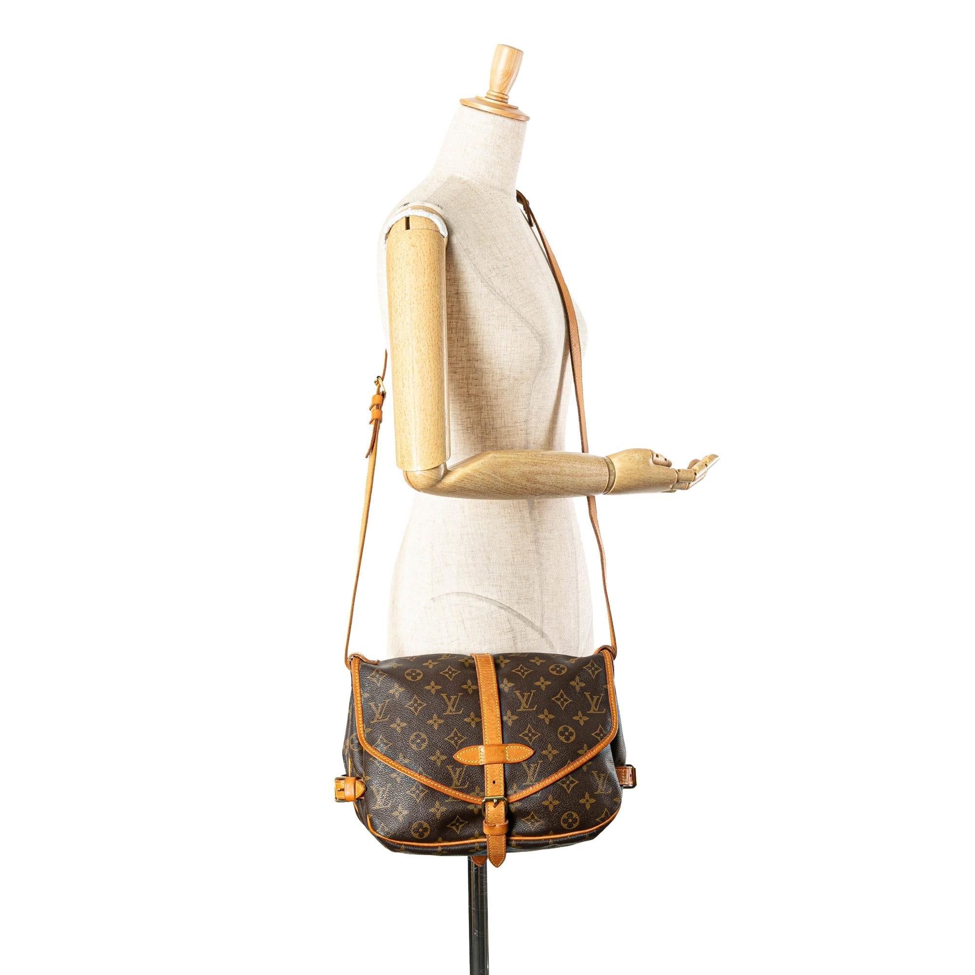 Louis Vuitton Monogram Saumur 30